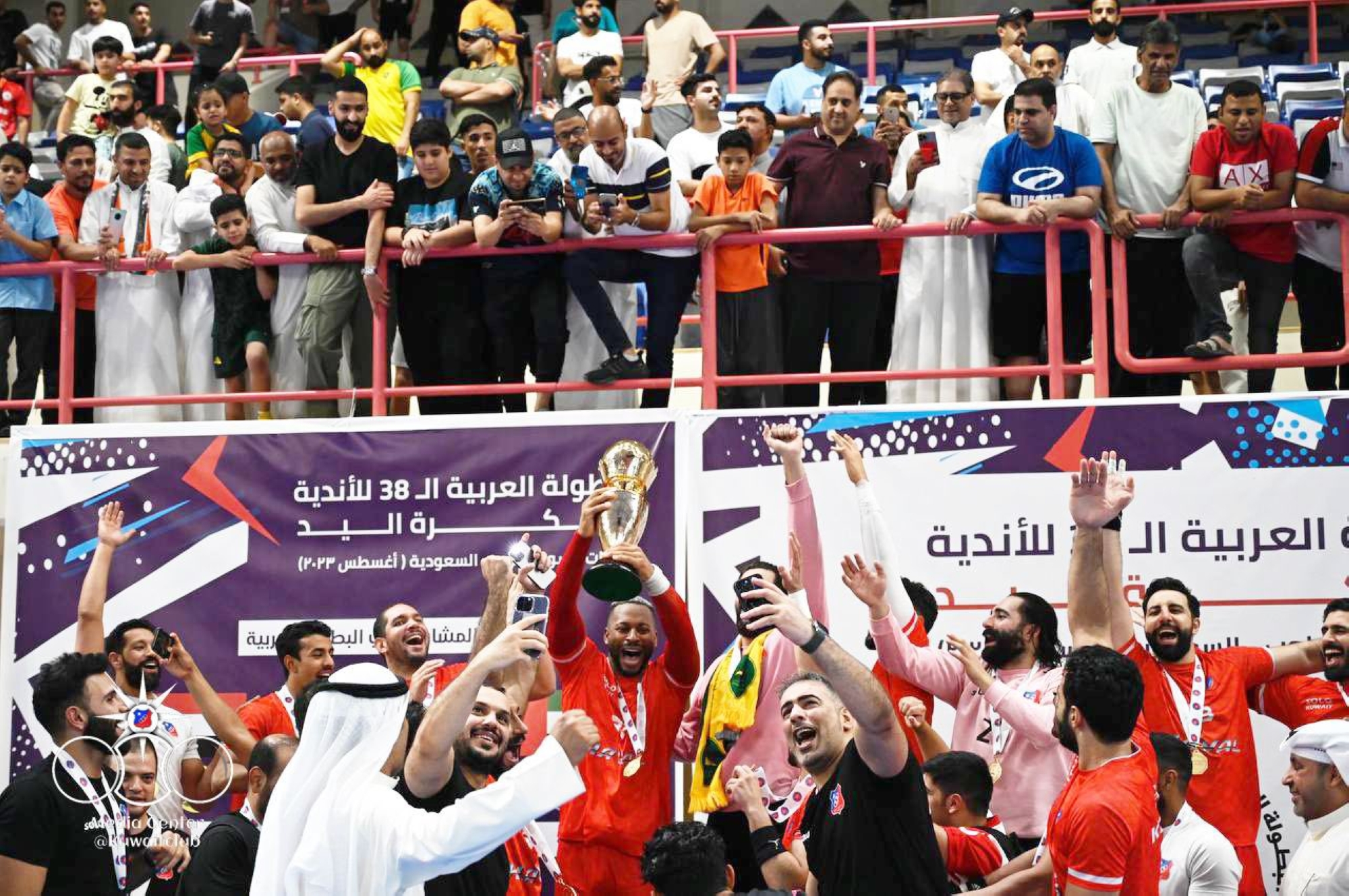 يد الكويت تُتوّج بالبطولة العربية على حساب الزمالك