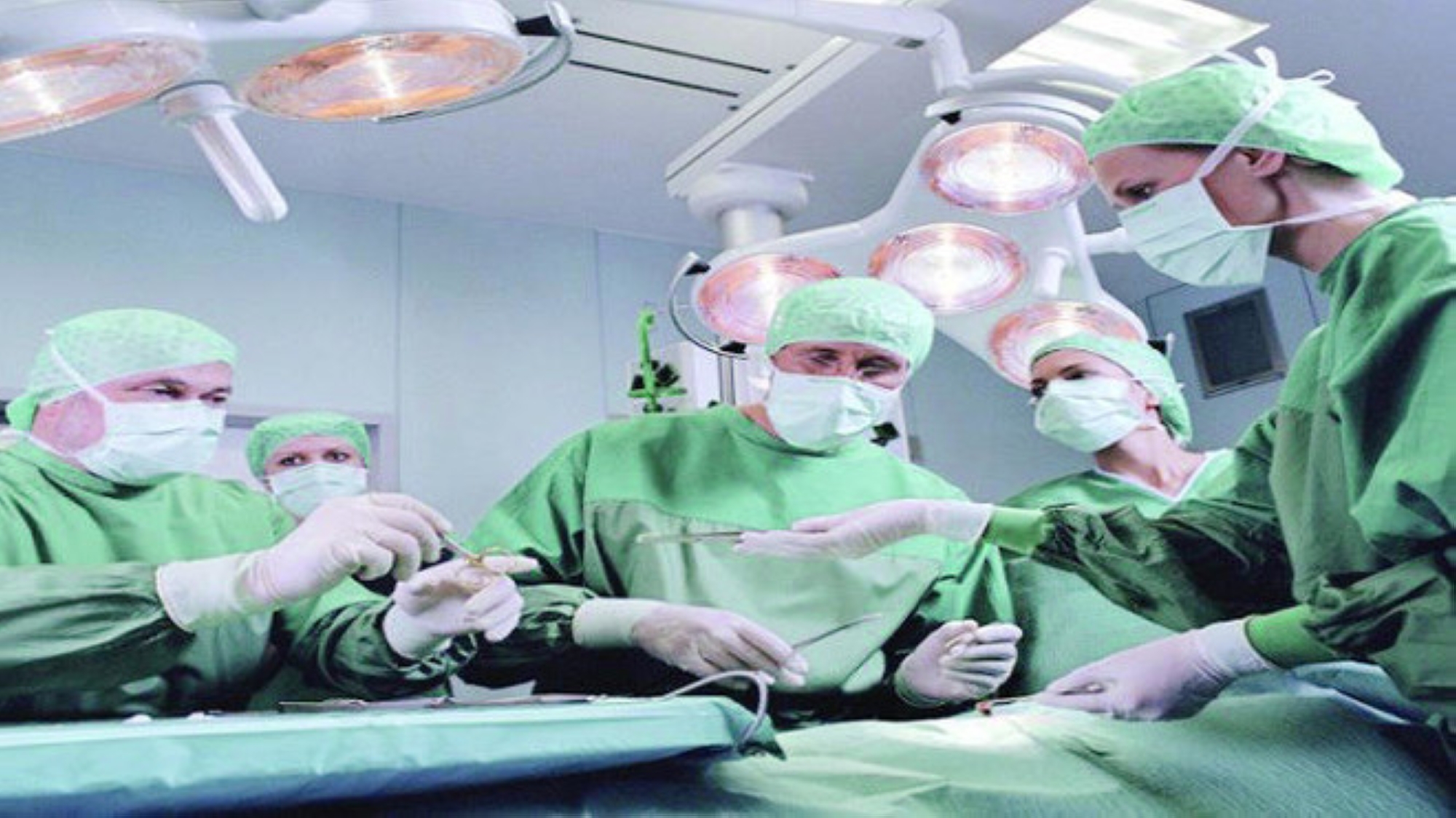 إنقاذ ذراع مقيم تعرضت للقطع