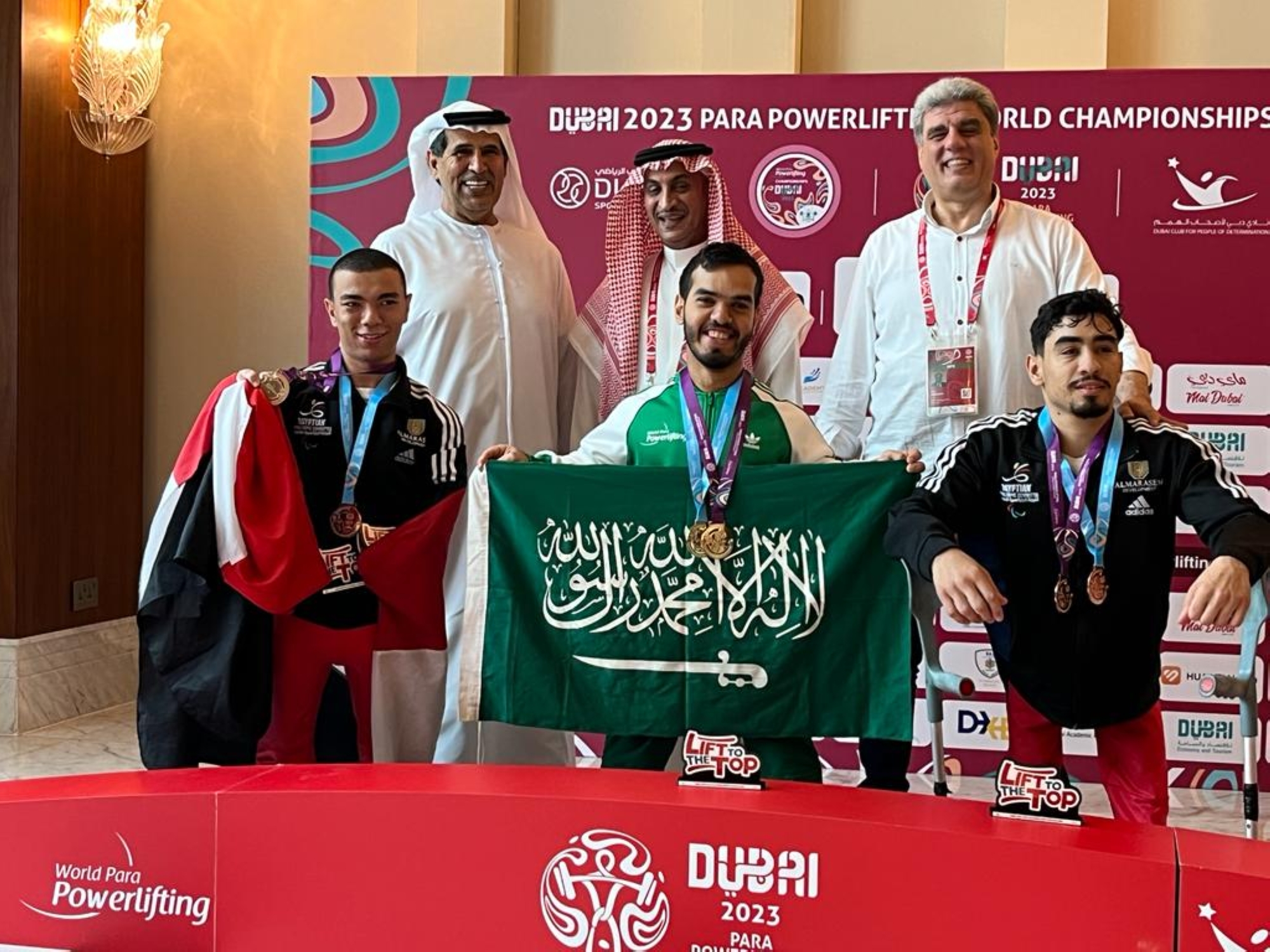 عدنان سعيد: فخور بتحقيق ذهبيتين بـ"أثقال العالم"