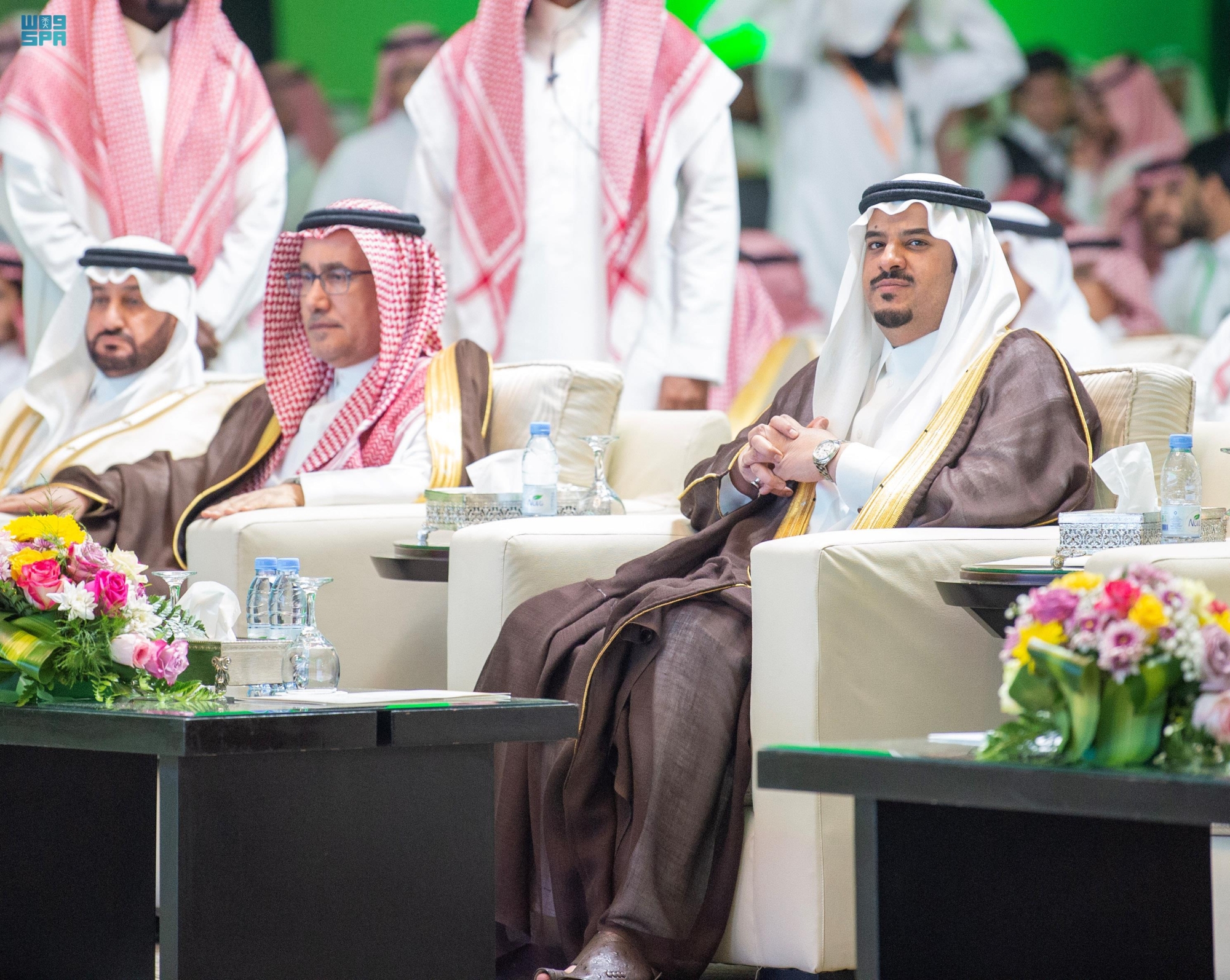 "محمد بن عبدالرحمن" يزف ذوي الإعاقة لـ"القفص الذهبي"