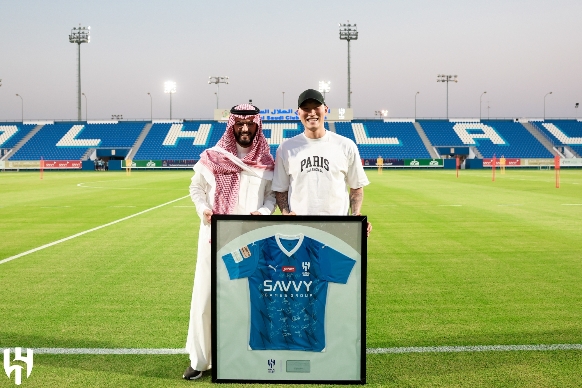 الهلال يودع مدافعه الكوري جانغ
