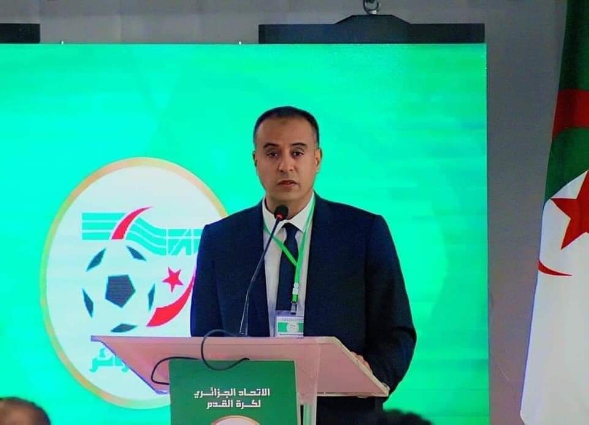 صادي يترأس الاتحاد الجزائري لكرة القدم