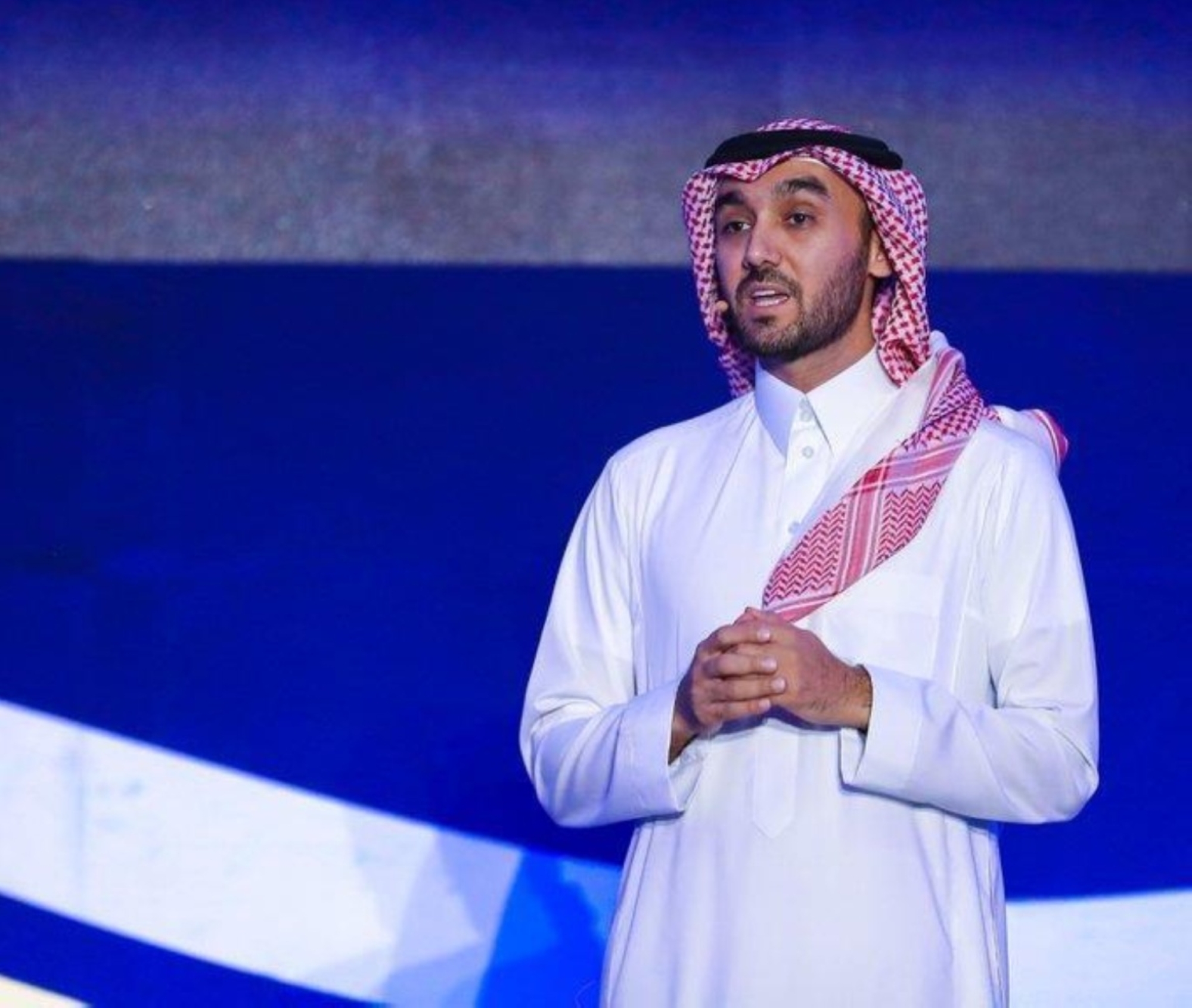 بأمر وزير الرياضة.. "التحقيق بسوء أرضية ملعب "الفيصل"