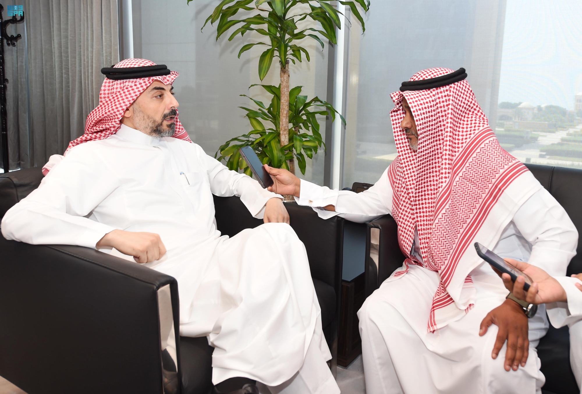 "لوسد" تشغل منشآتها الصناعية