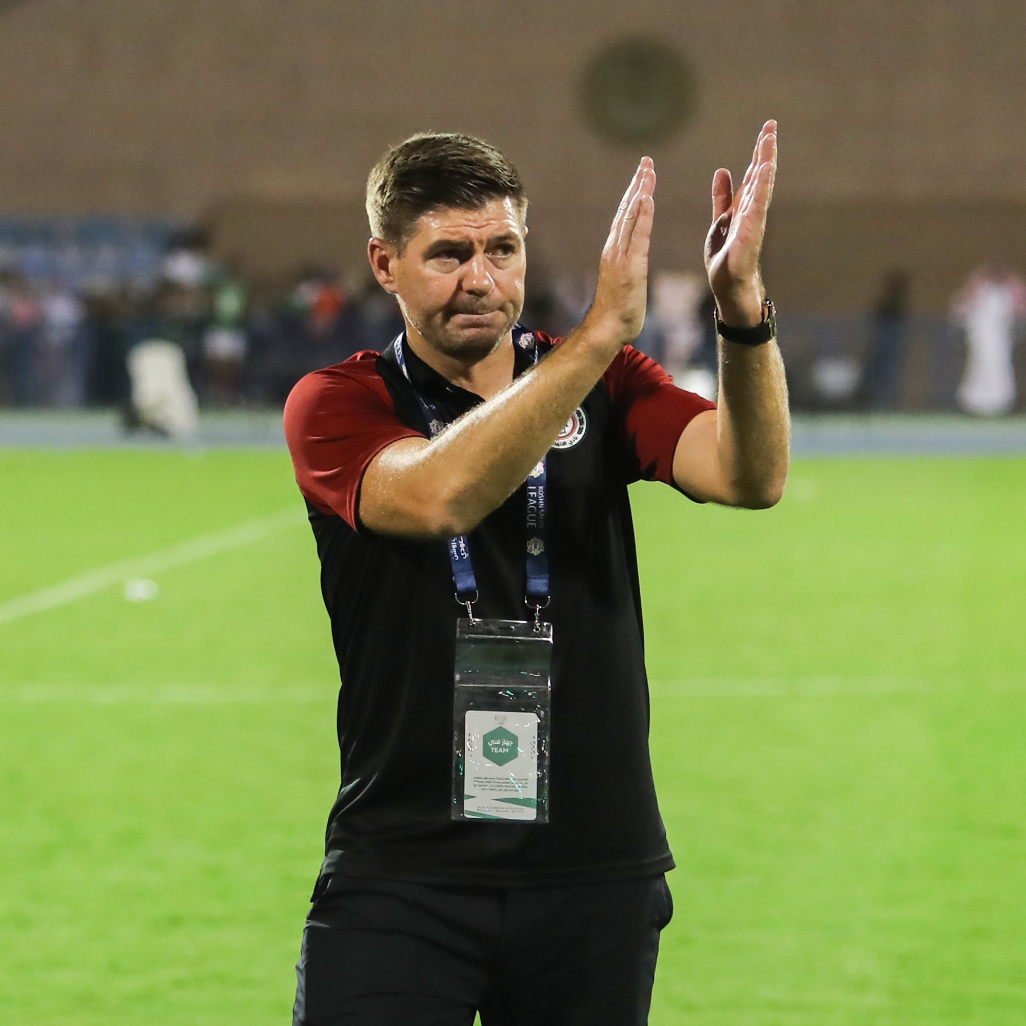 جيرارد يُعلن تشكيل الاتفاق لمواجهة جدة