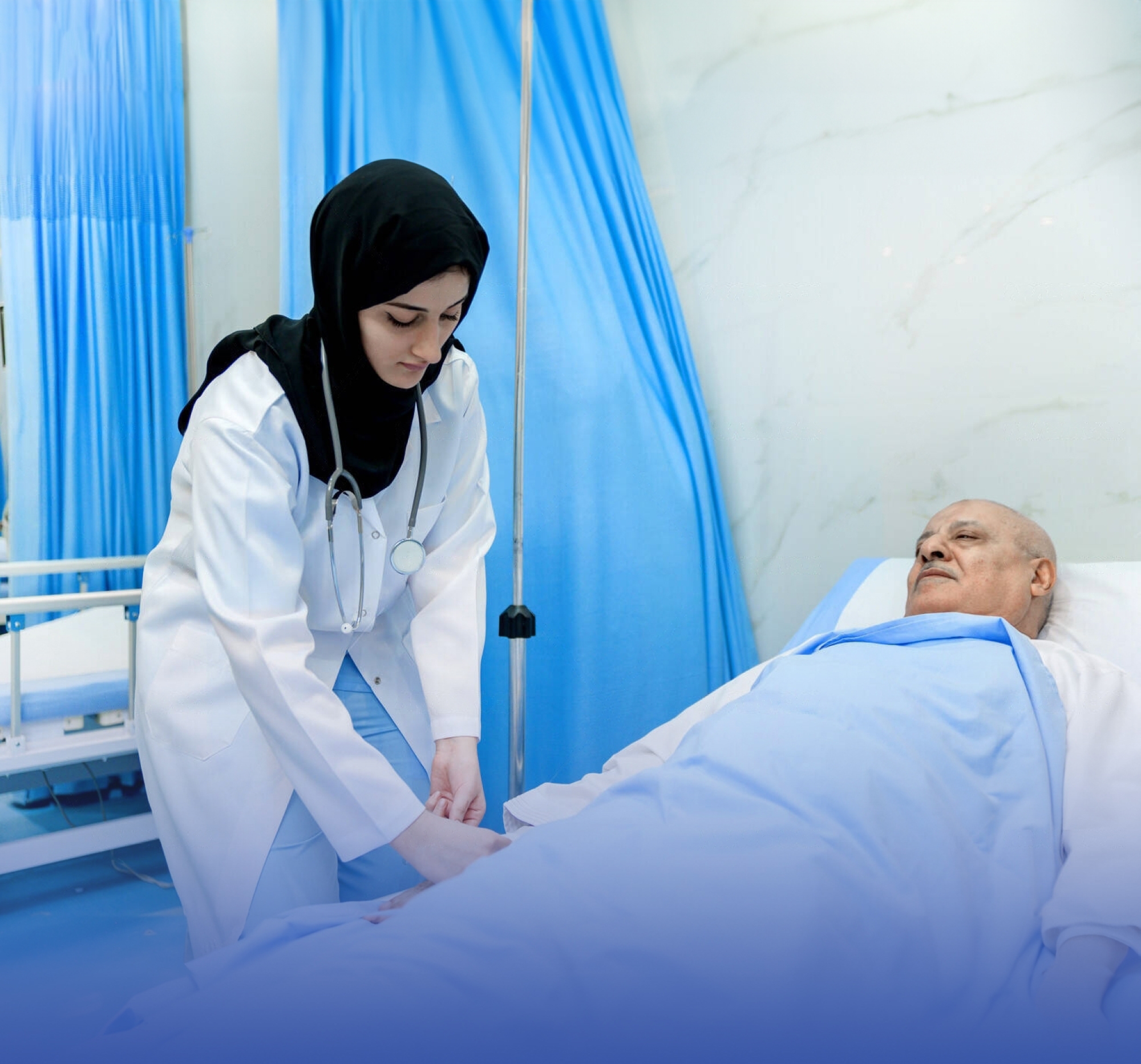 "انخفاض" أعداد أسرة المستشفيات بـ"2022"