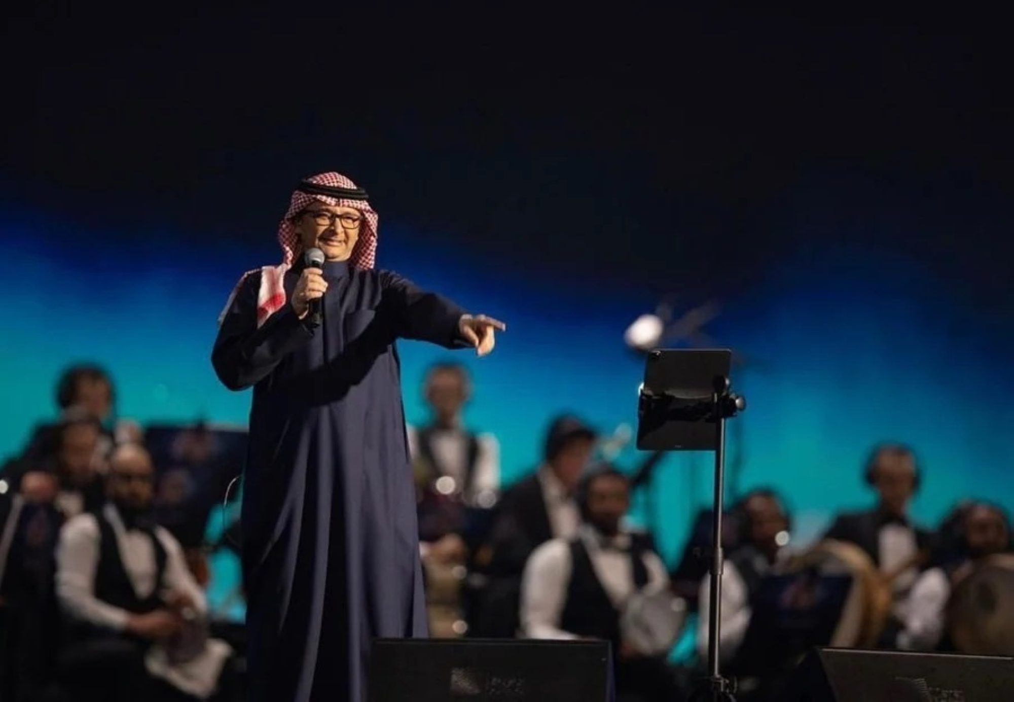 "الثقافة تطبع "قُبلة" على جبين "محسون والشهري"