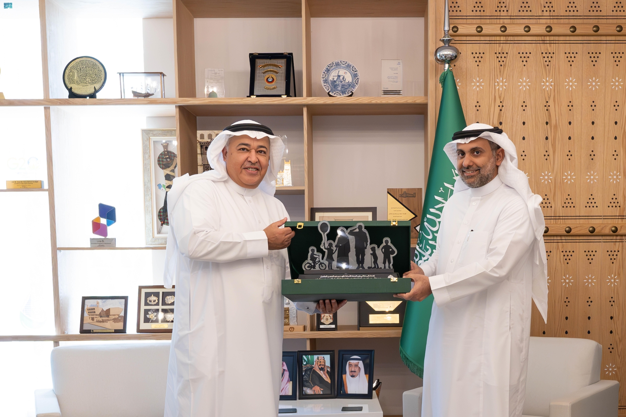 "الدفاع" تحصد شهادتين "صحيتين"