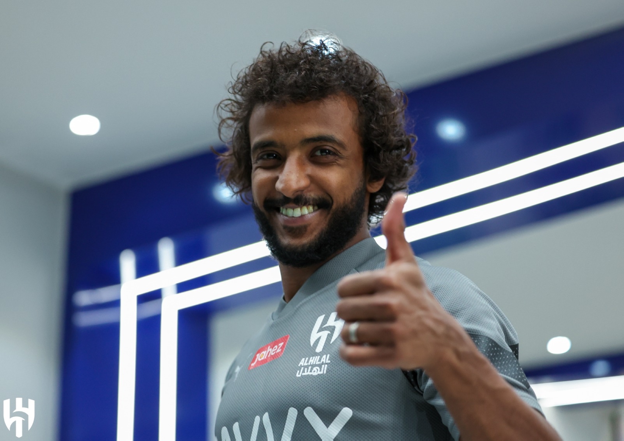 "الهلال" يعاني غياب "كباره" قبل مواجهة "الخليج"