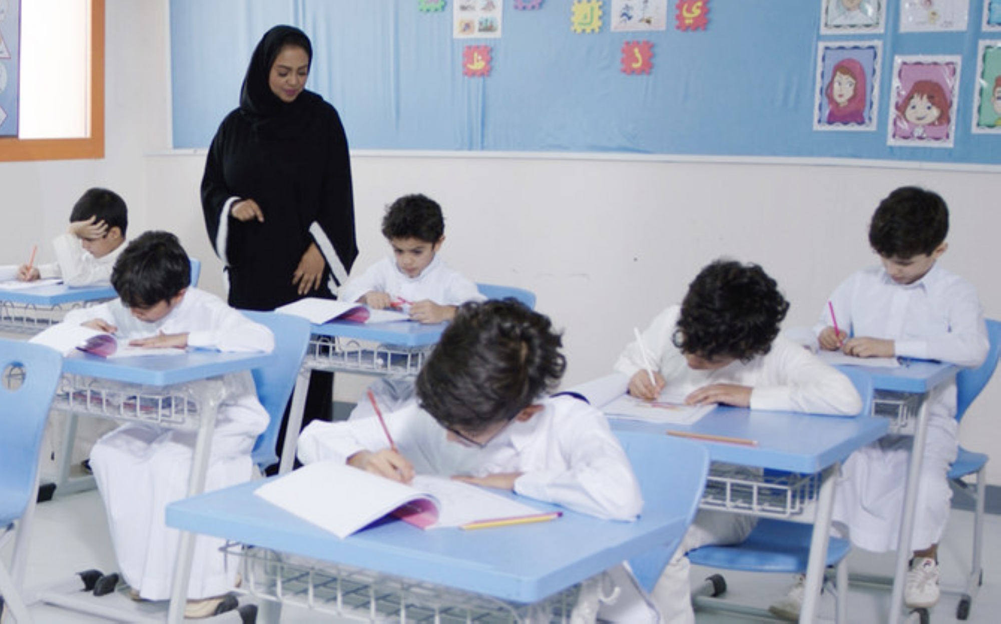 "الدوام الشتوي" بمدارس الرياض "الأحد"