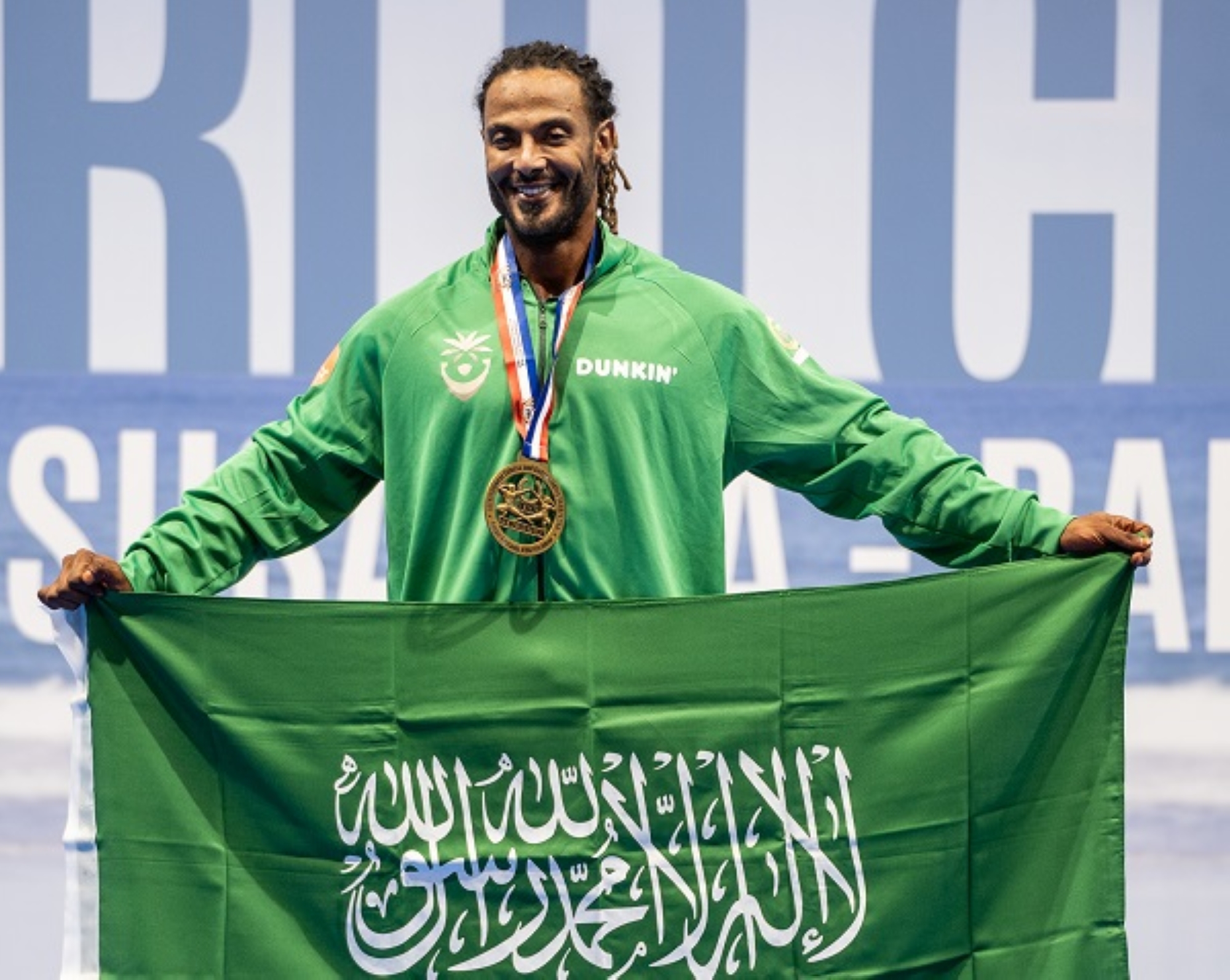"الغامدي" يحقق ذهبية "كمال الأجسام"