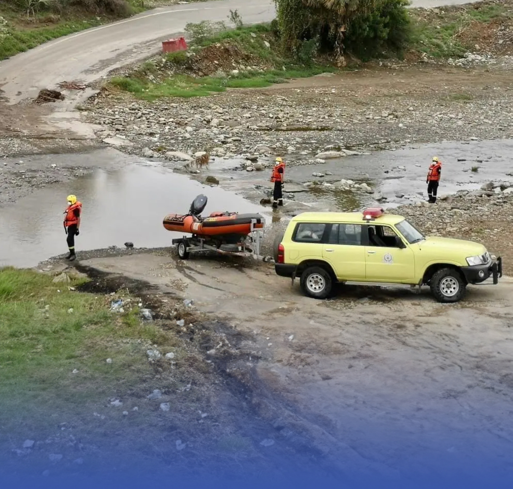 مجدداً.. إنقاذ "مُحتجز" في سيل ومعاقبته