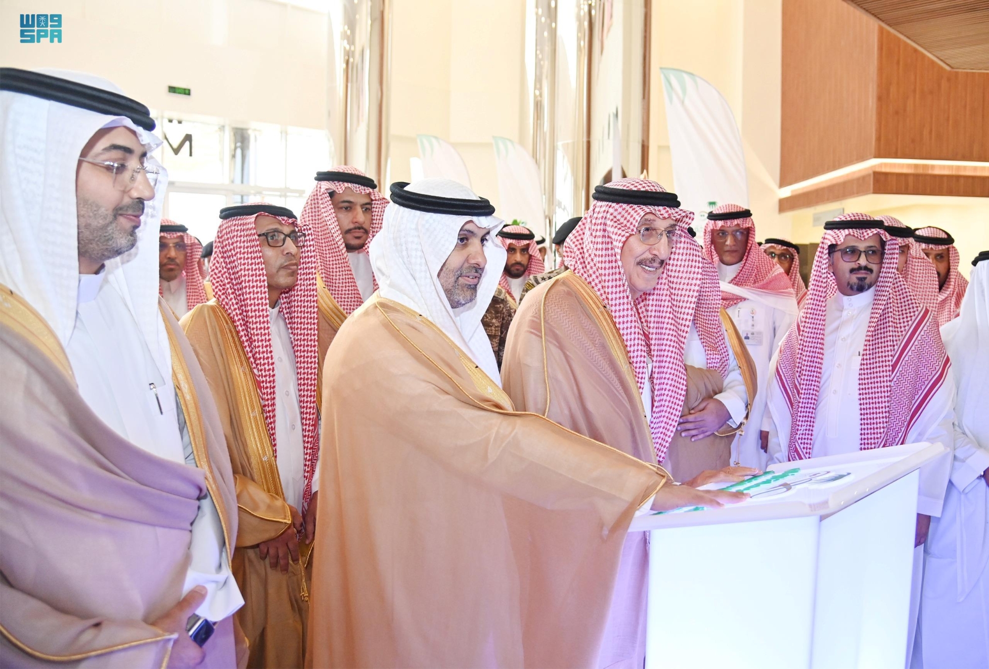 أمير جازان يدشن المستشفى "التخصصي"