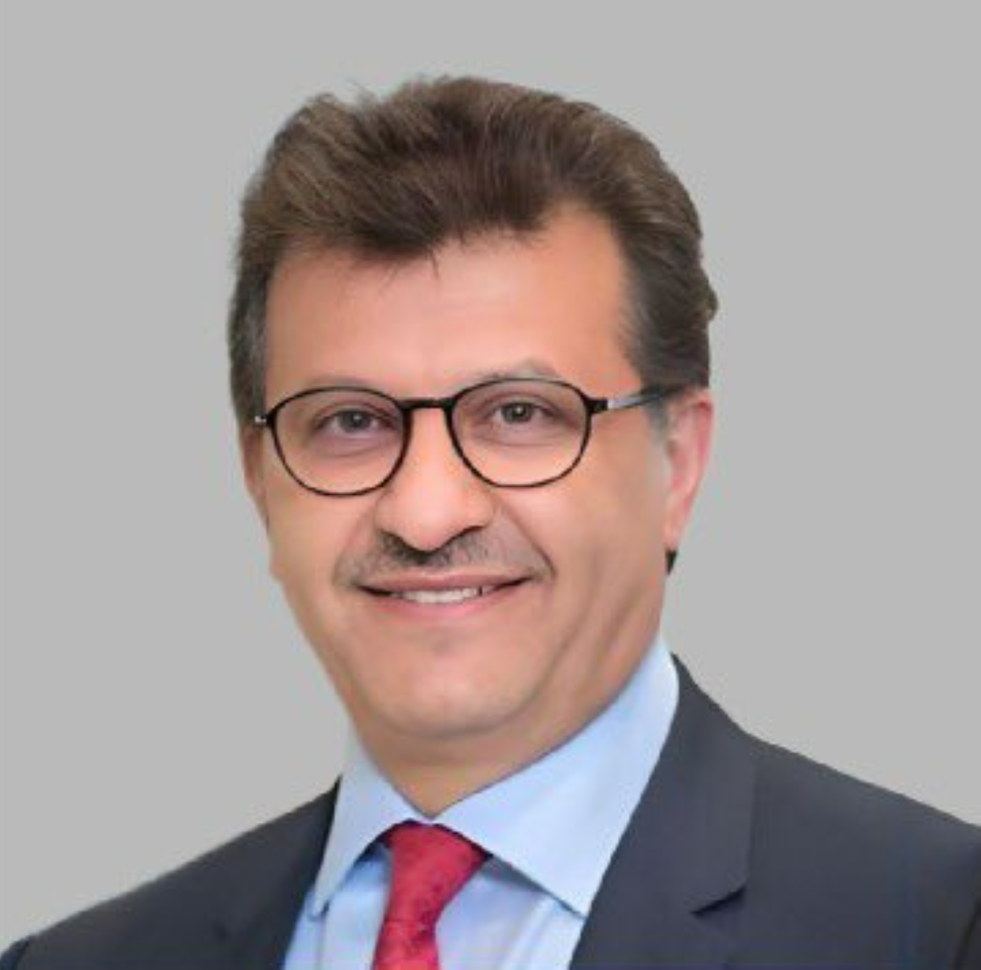 جائزة "نوابغ العرب" لجراح سعودي