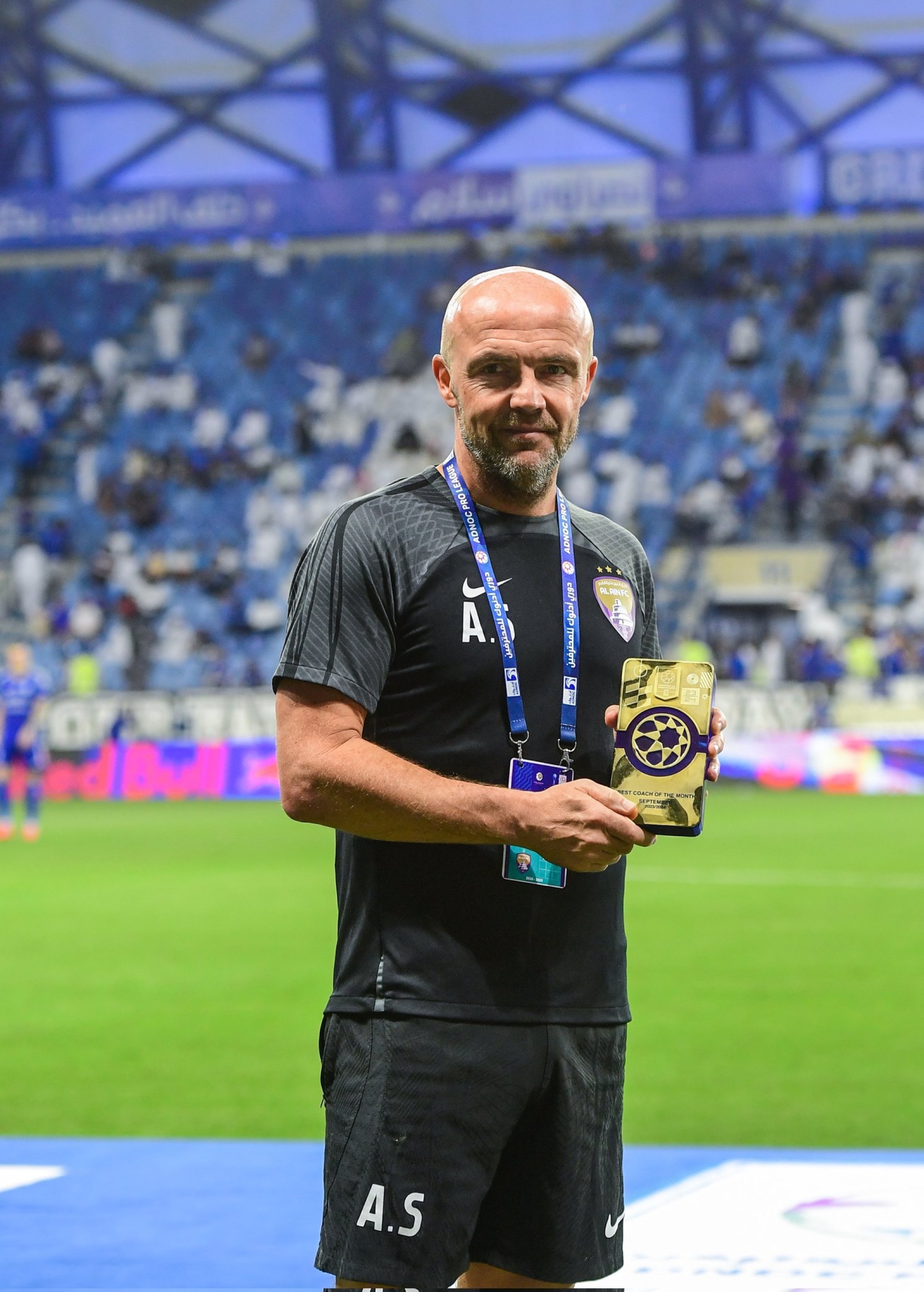 النصر الإماراتي يتعاقد مع "شرودر"