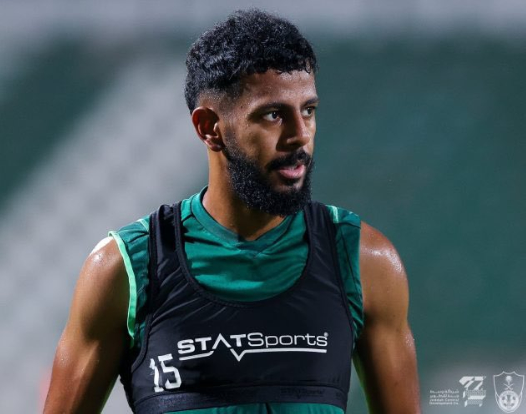 "الأهلي" يعلن إصابة "العمار"