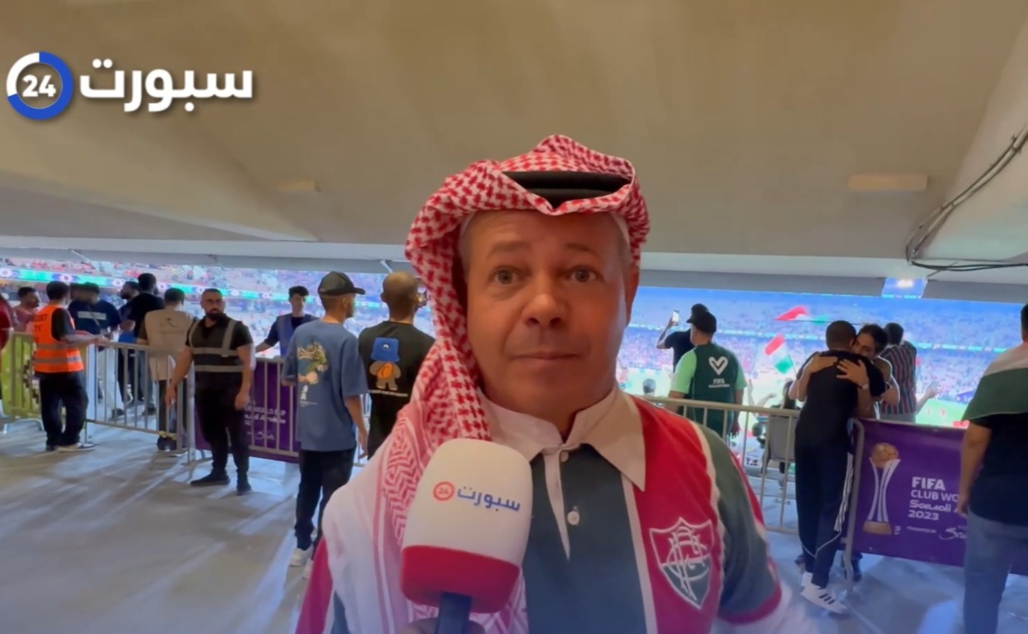 مشجع برازيلي بـ"الشماغ": بلد وشعب عظيمين