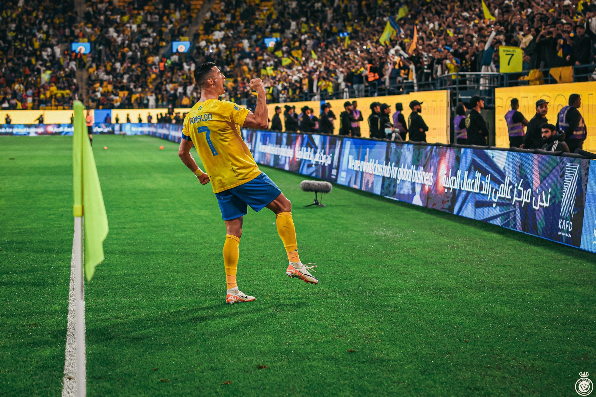 الاتحاد والنصر.. "كلاسيكو" بظروف متباينة