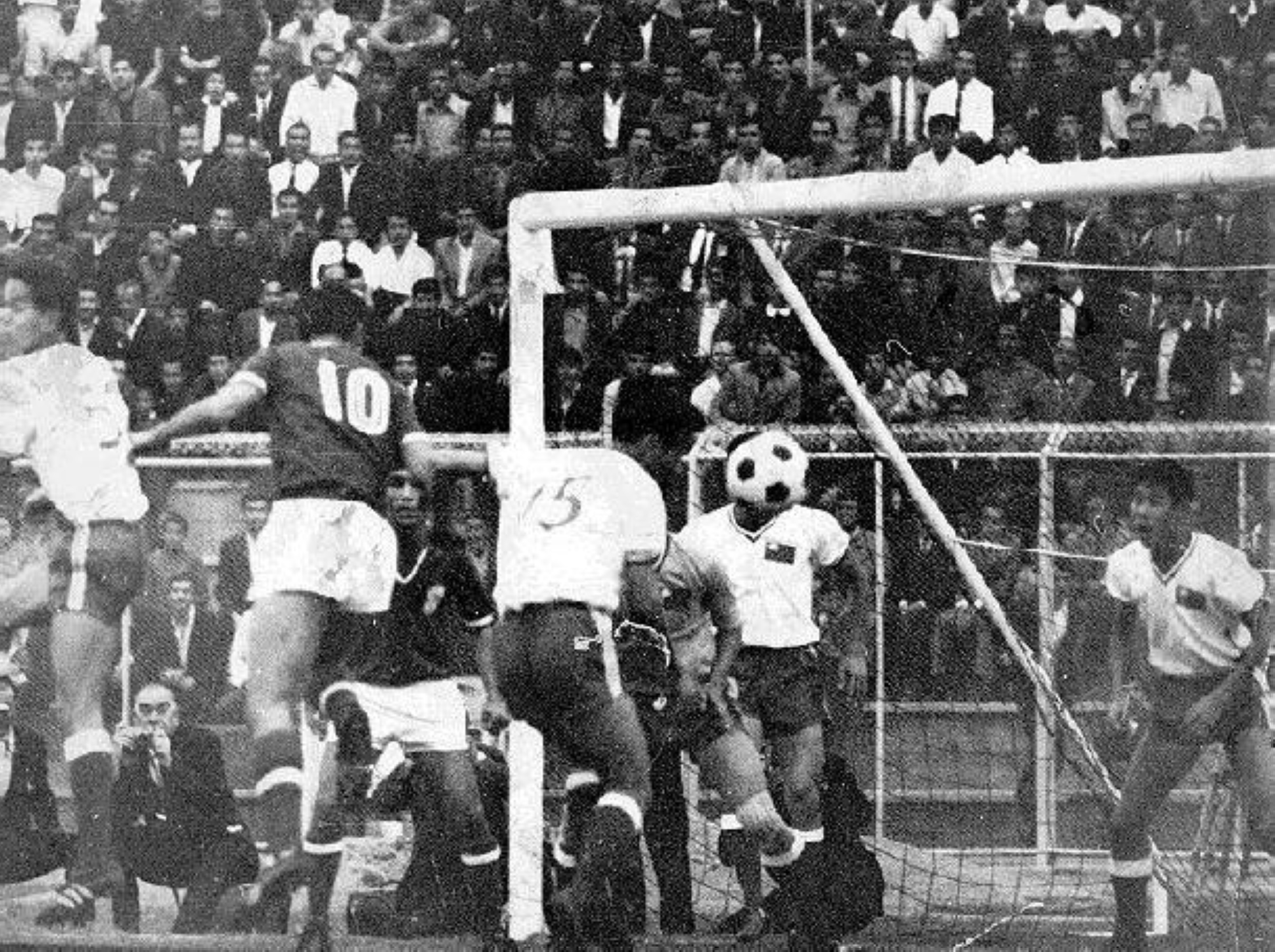 كأس آسيا "4".. إيران تُسجل مشاركتها الأولى بـ"1968"