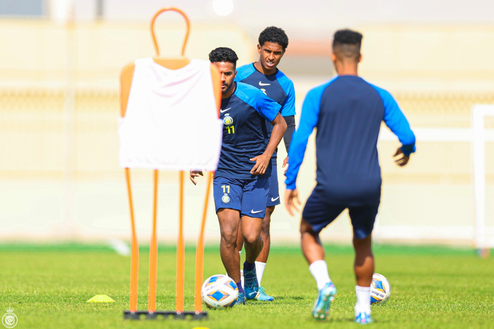 "النصر" يطير إلى طاجيكستان بـ "طائرة خاصة"