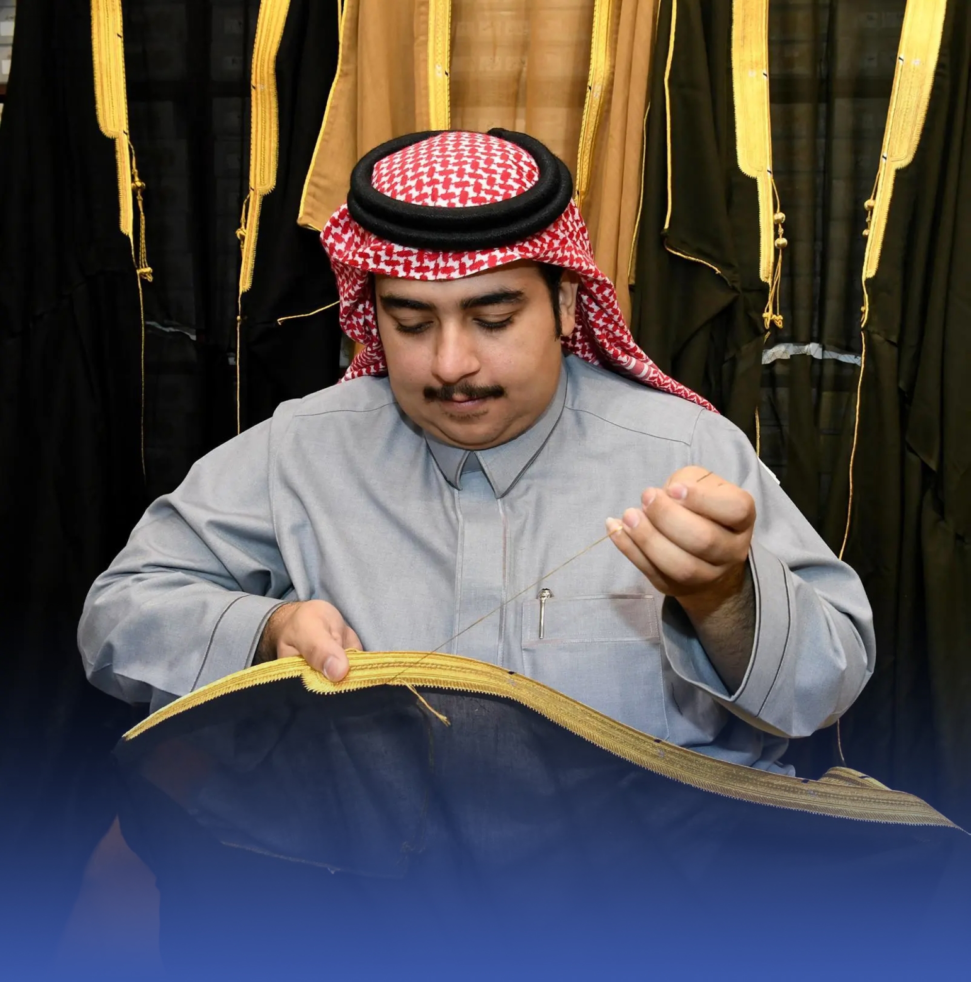 كل المطلوب من "البشت الحساوي".. ألا "يتغير"
