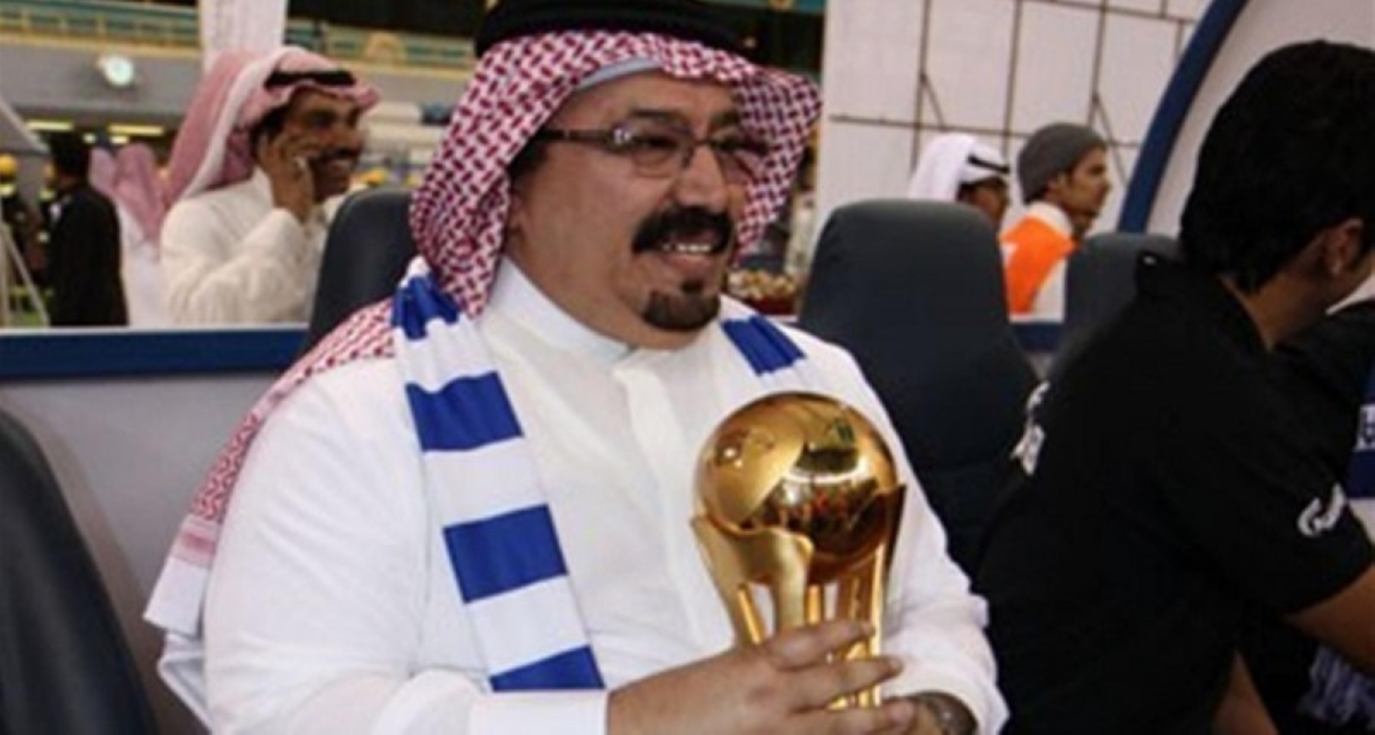 رحيل بندر بن محمد.. صاحب "مدرسة الهلال"