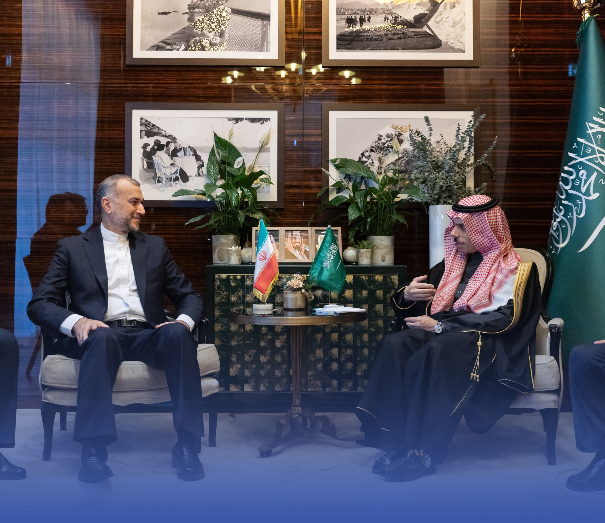 "بن فرحان" يبحث "القضايا المشتركة" مع نظيره الإيراني