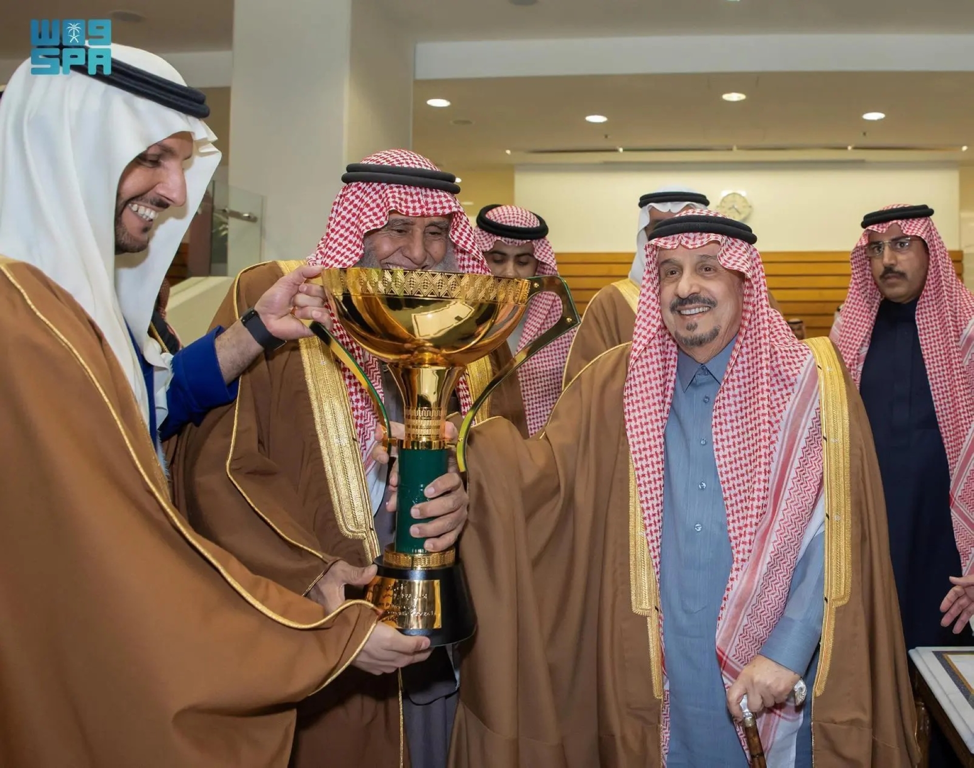 أمير الرياض يشهد أولى سباقات "كأسي ولي العهد"