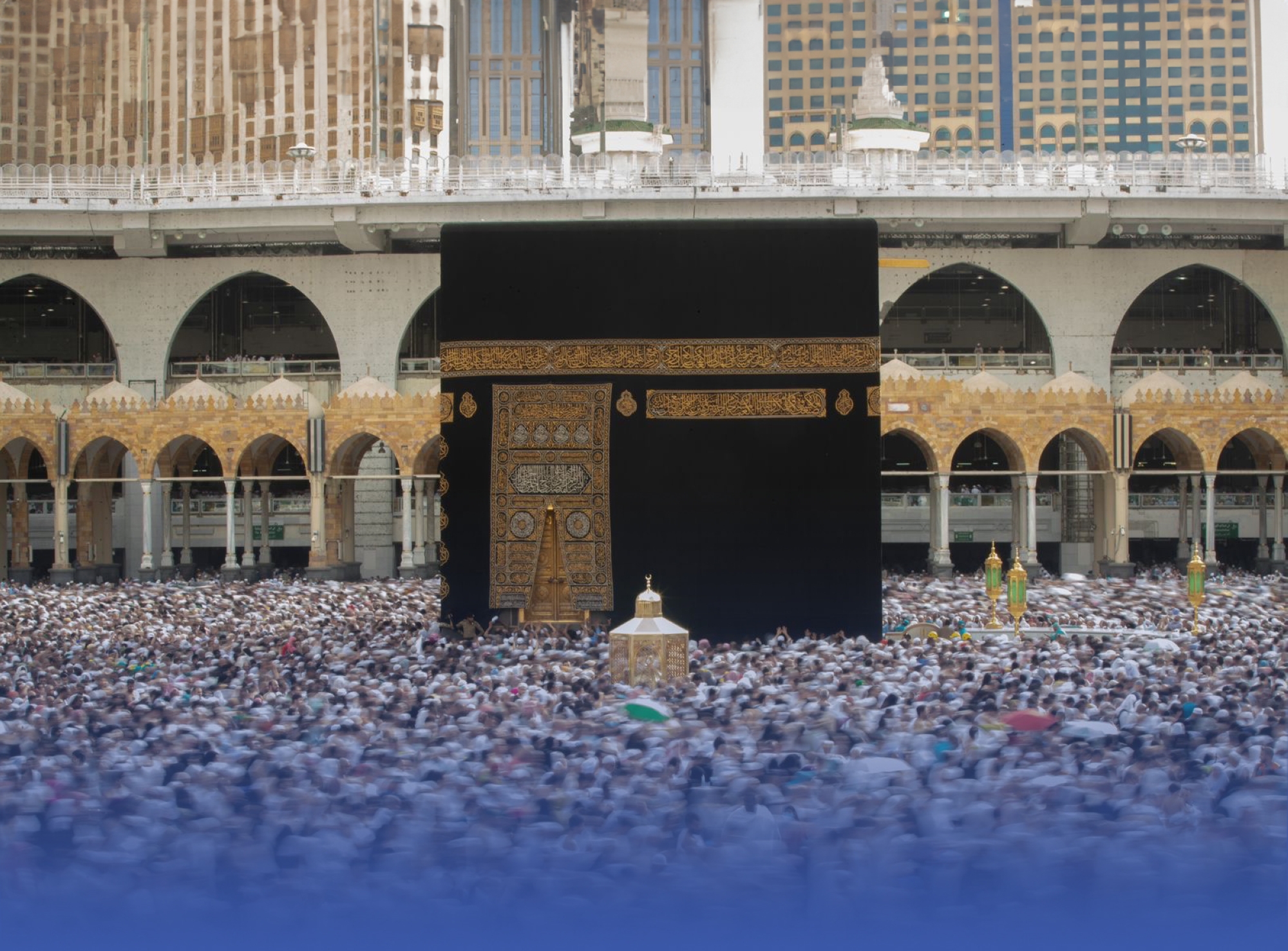 صلاة "الغائب" بالحرمين على نواف الأحمد