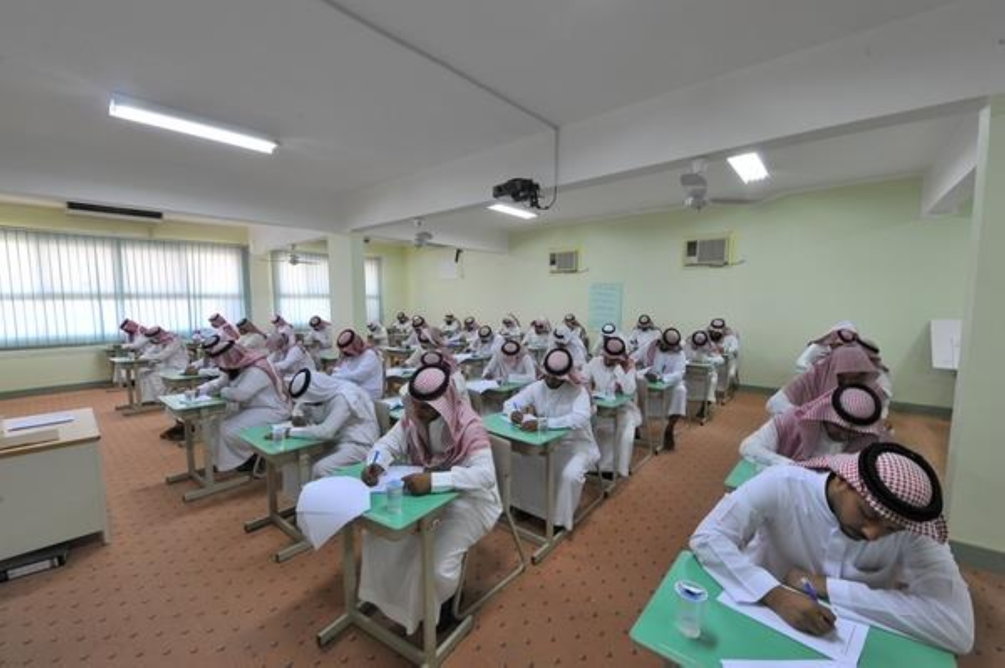 إعلان نتائج اختبار "الرخصة المهنية"