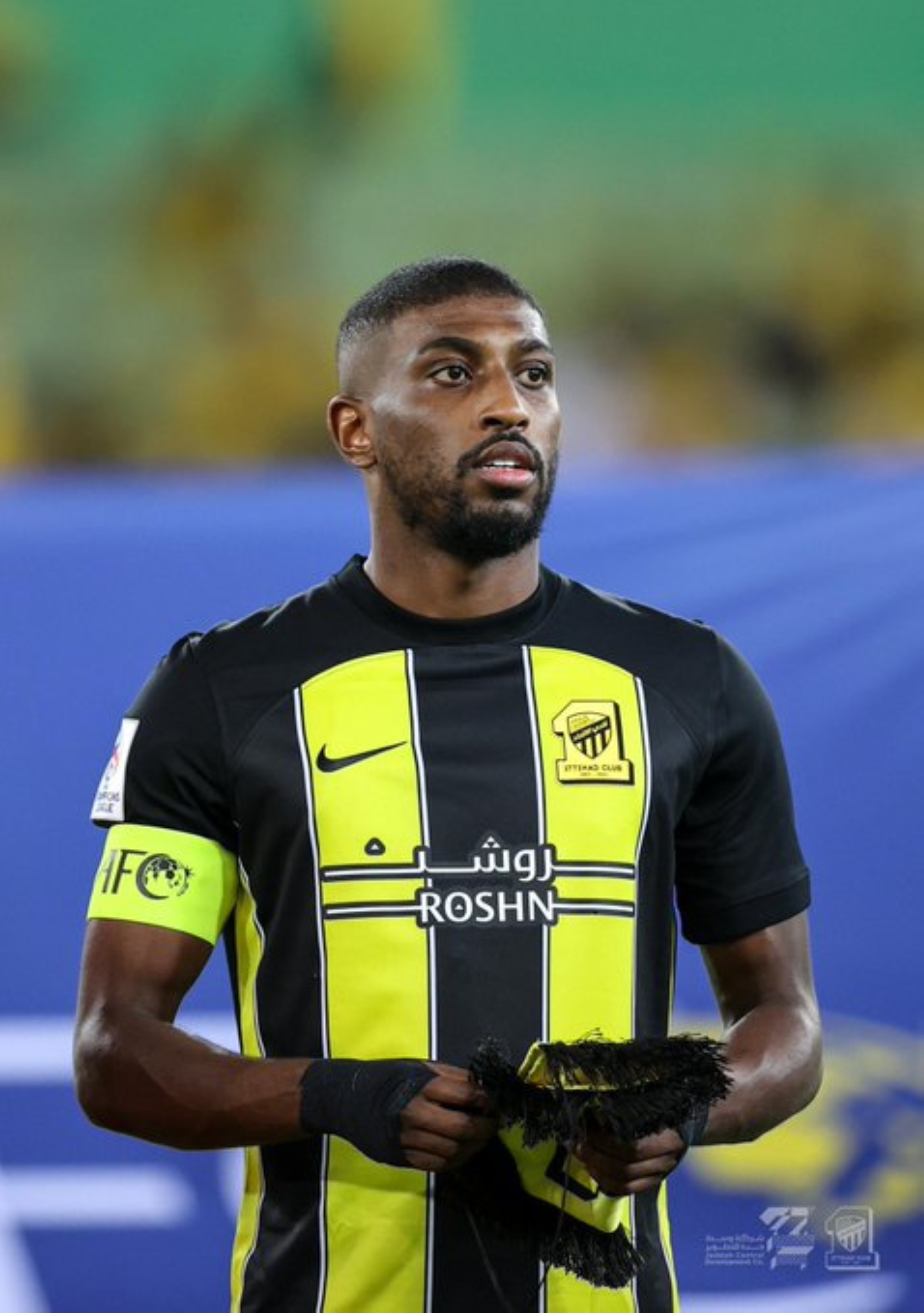 "شراحيلي" يغادر إلى لندن لمواصلة التأهيل