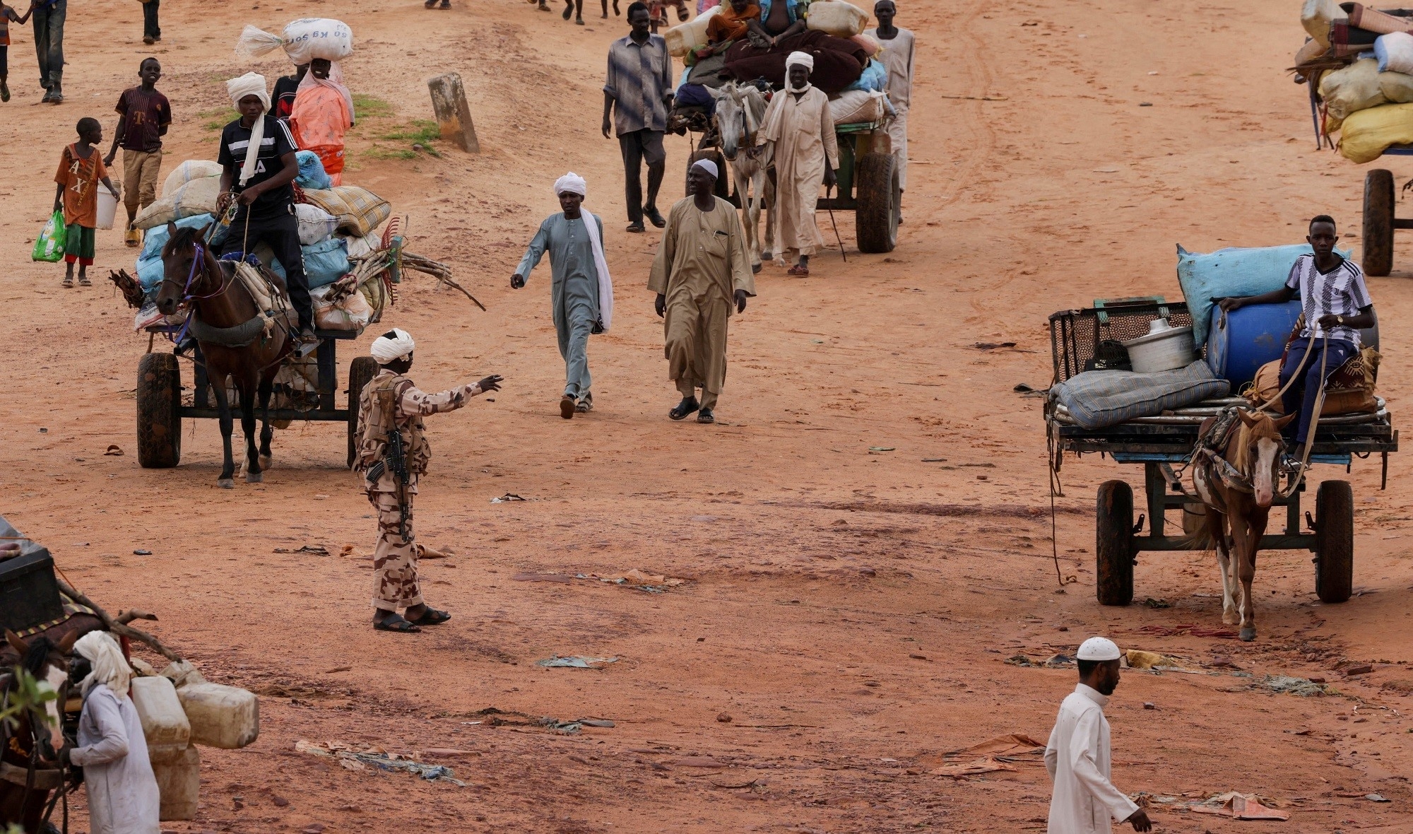 السودان.. "7.5 مليون" نازح ولاجئ