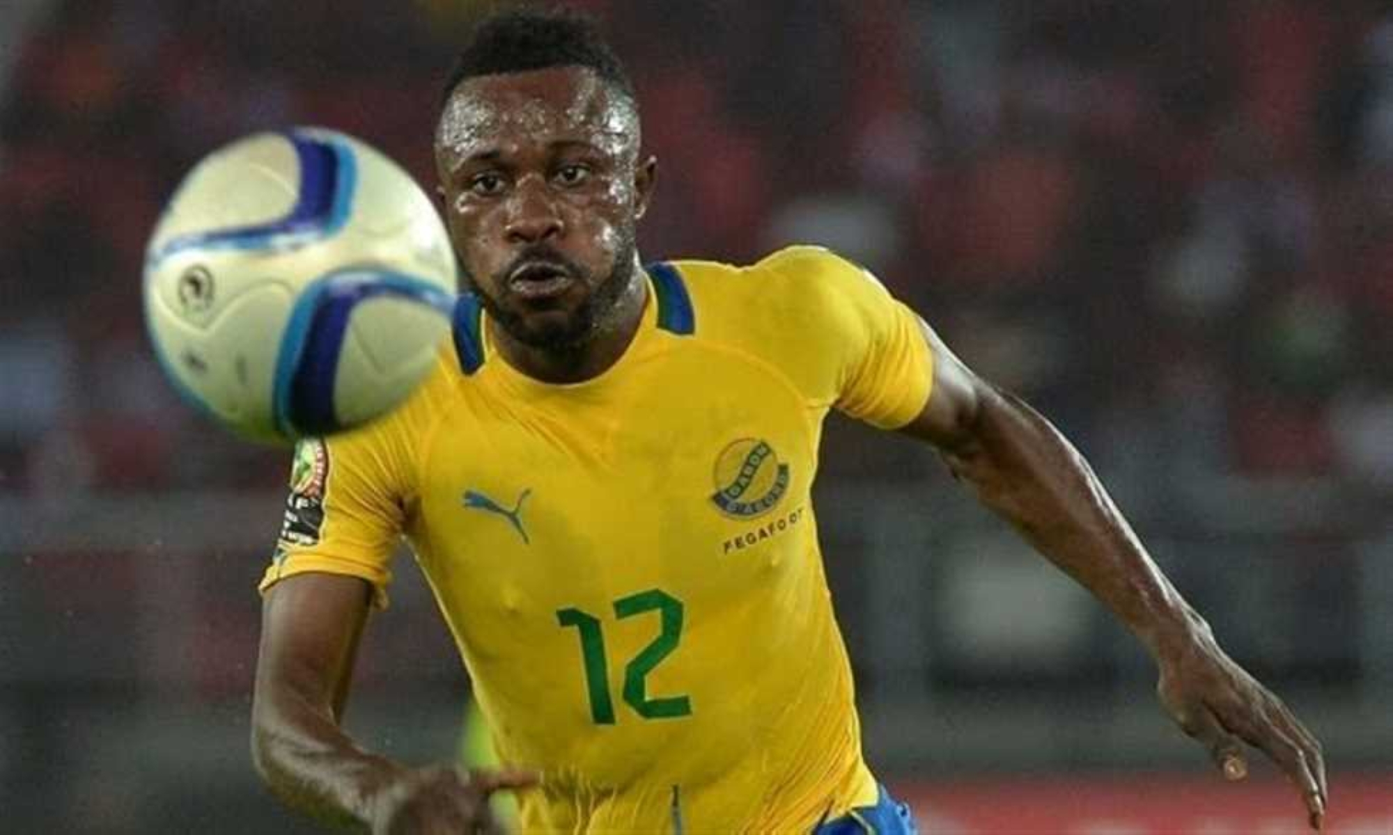 التحقيق مع لاعب "والدته" توفيت قبل ولادته بـ4 أعوام