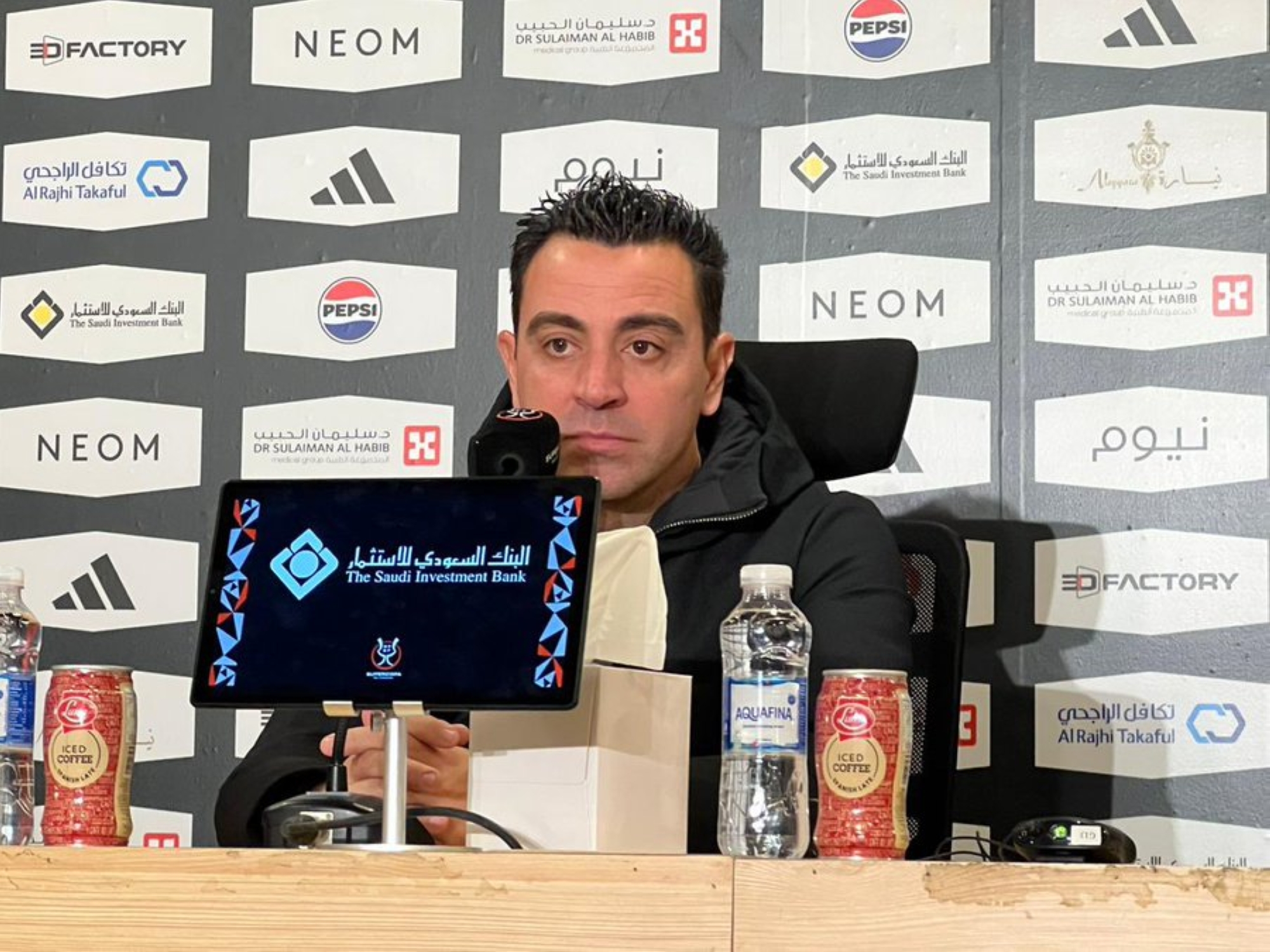 تشافي: سنحاول تعقيد الأمور على "ريال مدريد"