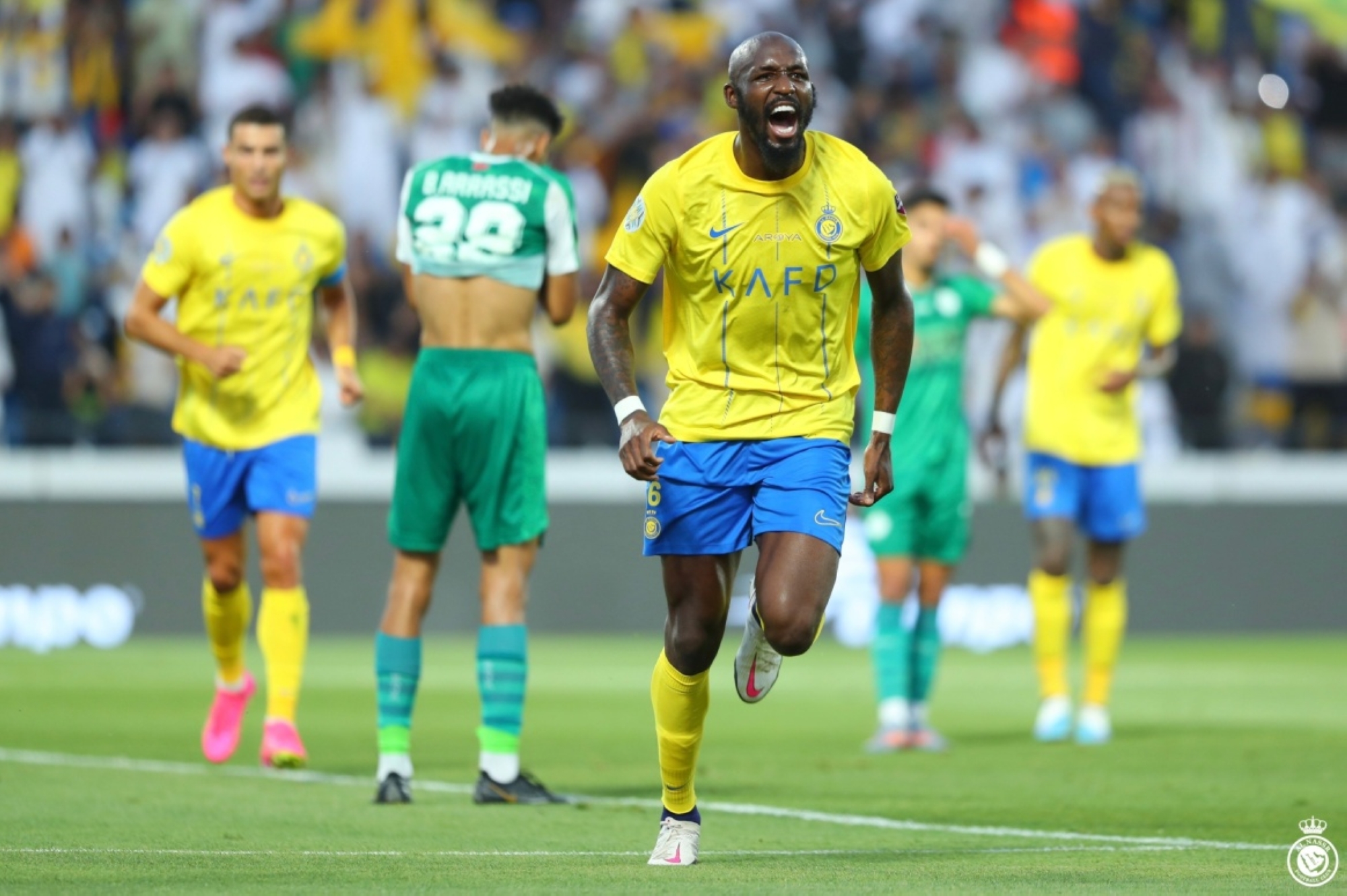 "النصر" يُكثّف مفاوضاته مع وكيل "فوفانا"