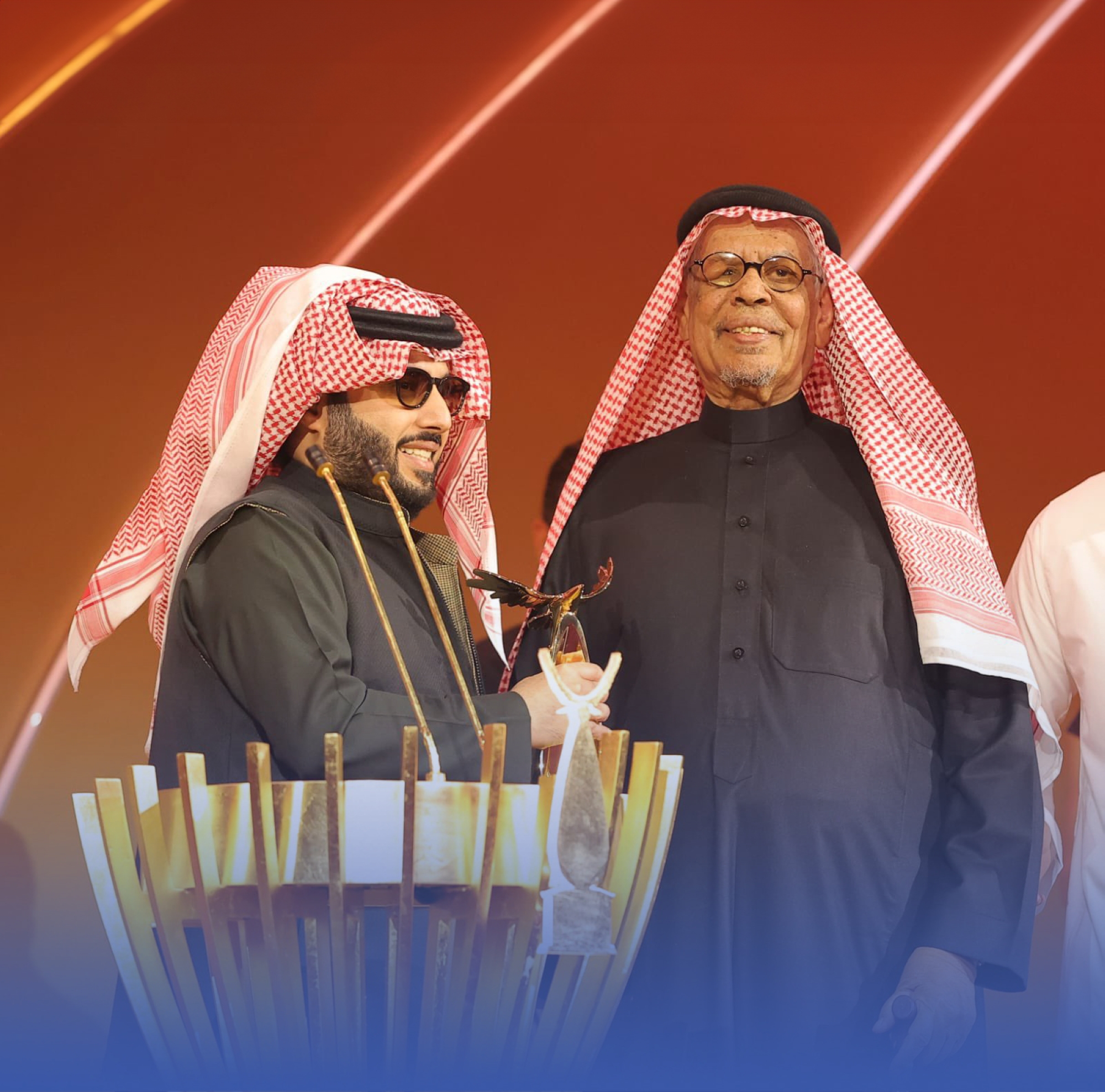 في "Joy Awards".. المدفع: "فخور أني سعودي"