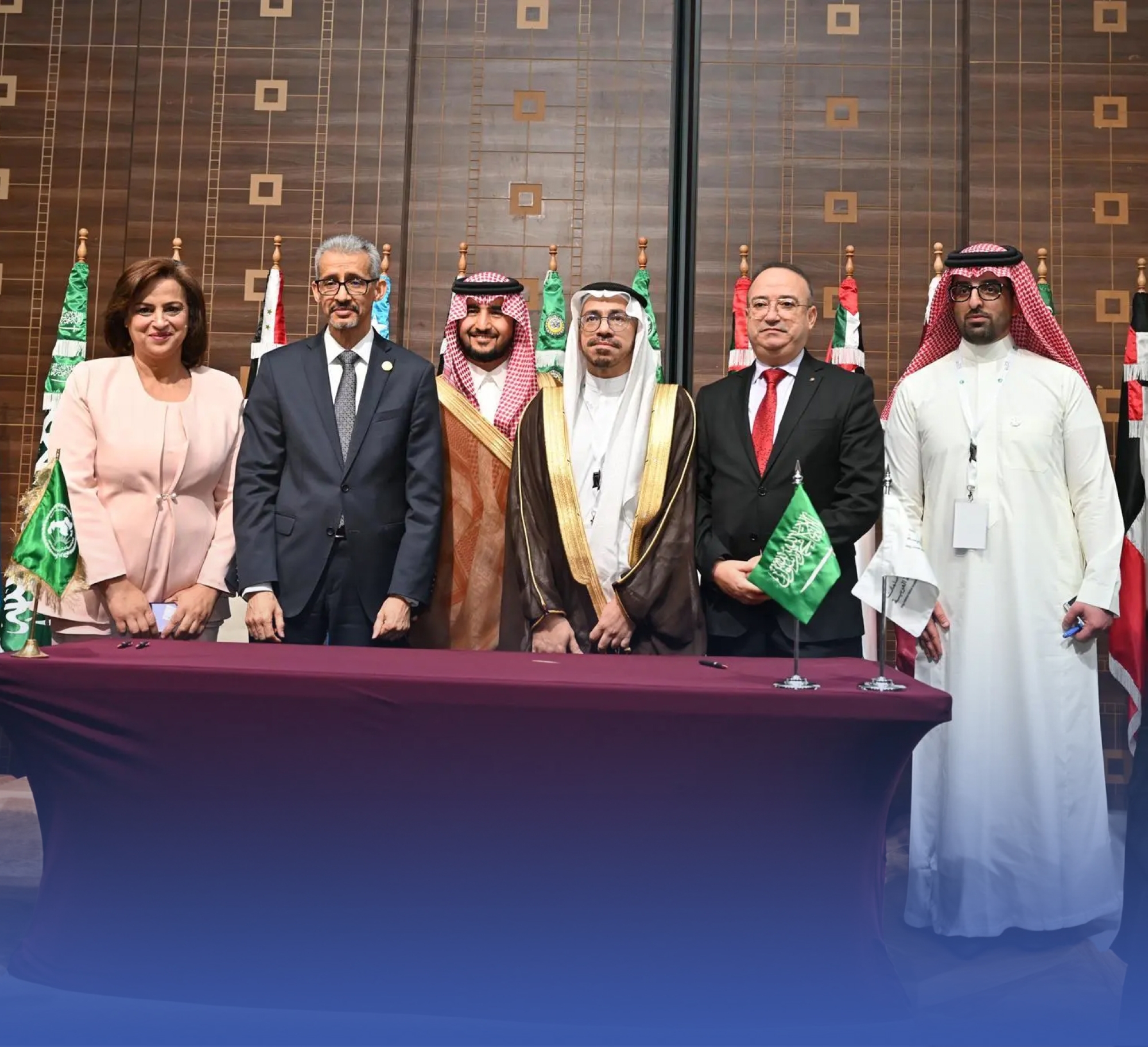 "7.7 مليون" دولار شراكات "ألكسو الأعمال والشراكات"
