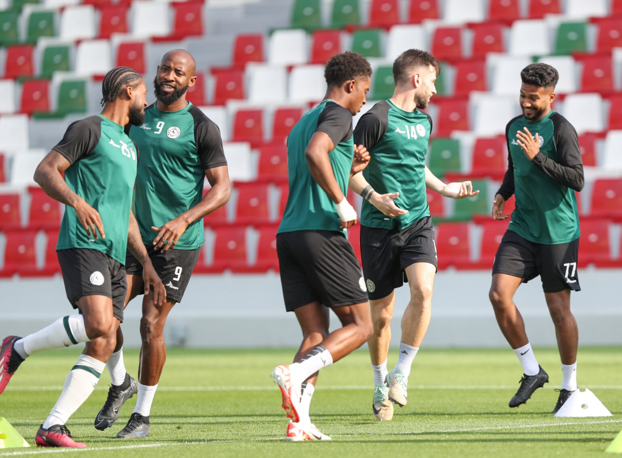 مادو والغنام يخوضان أول تدريباتهما مع الاتفاق