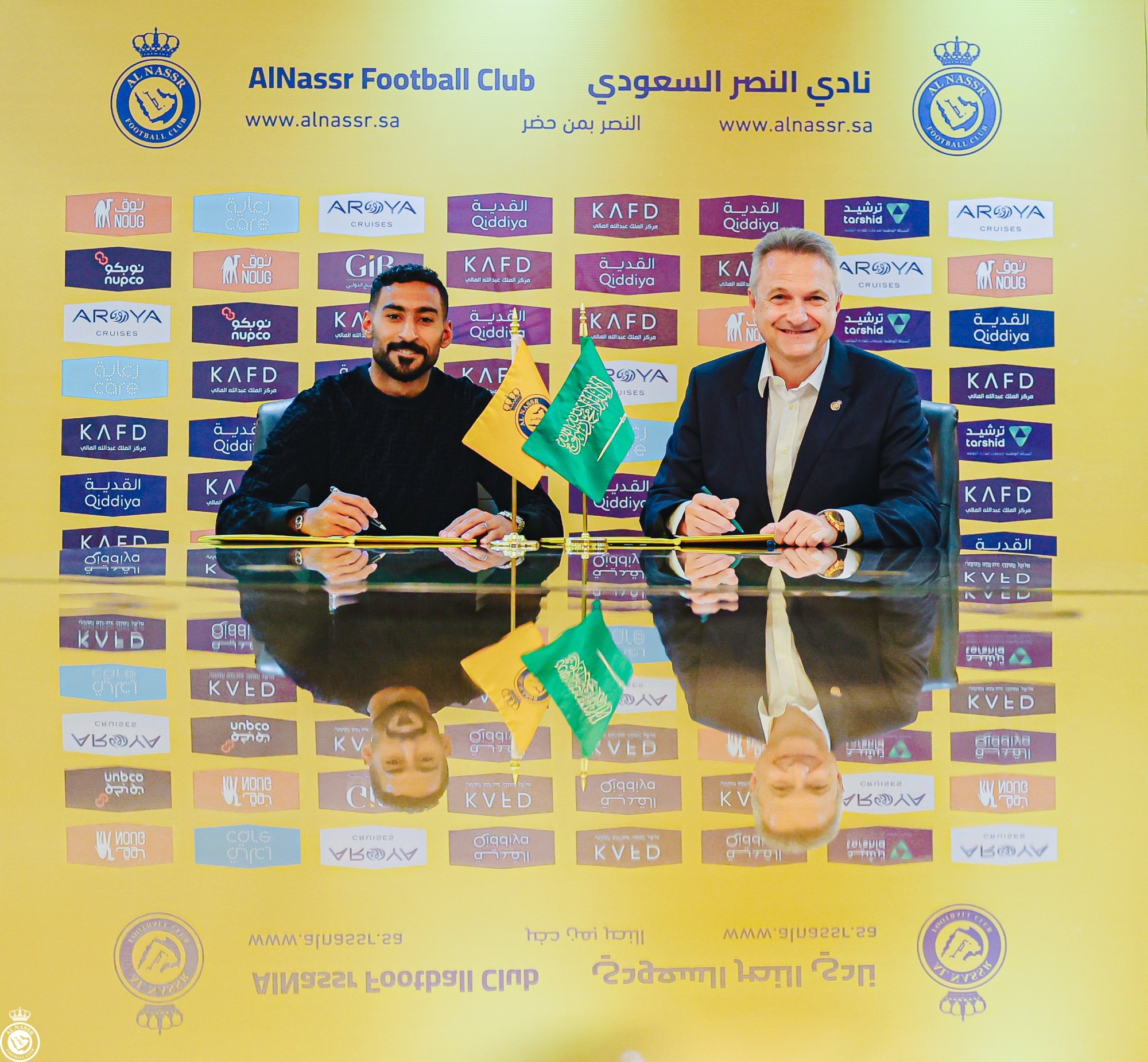 "النصر" يُمدد تعاقُد "علي الحسن"