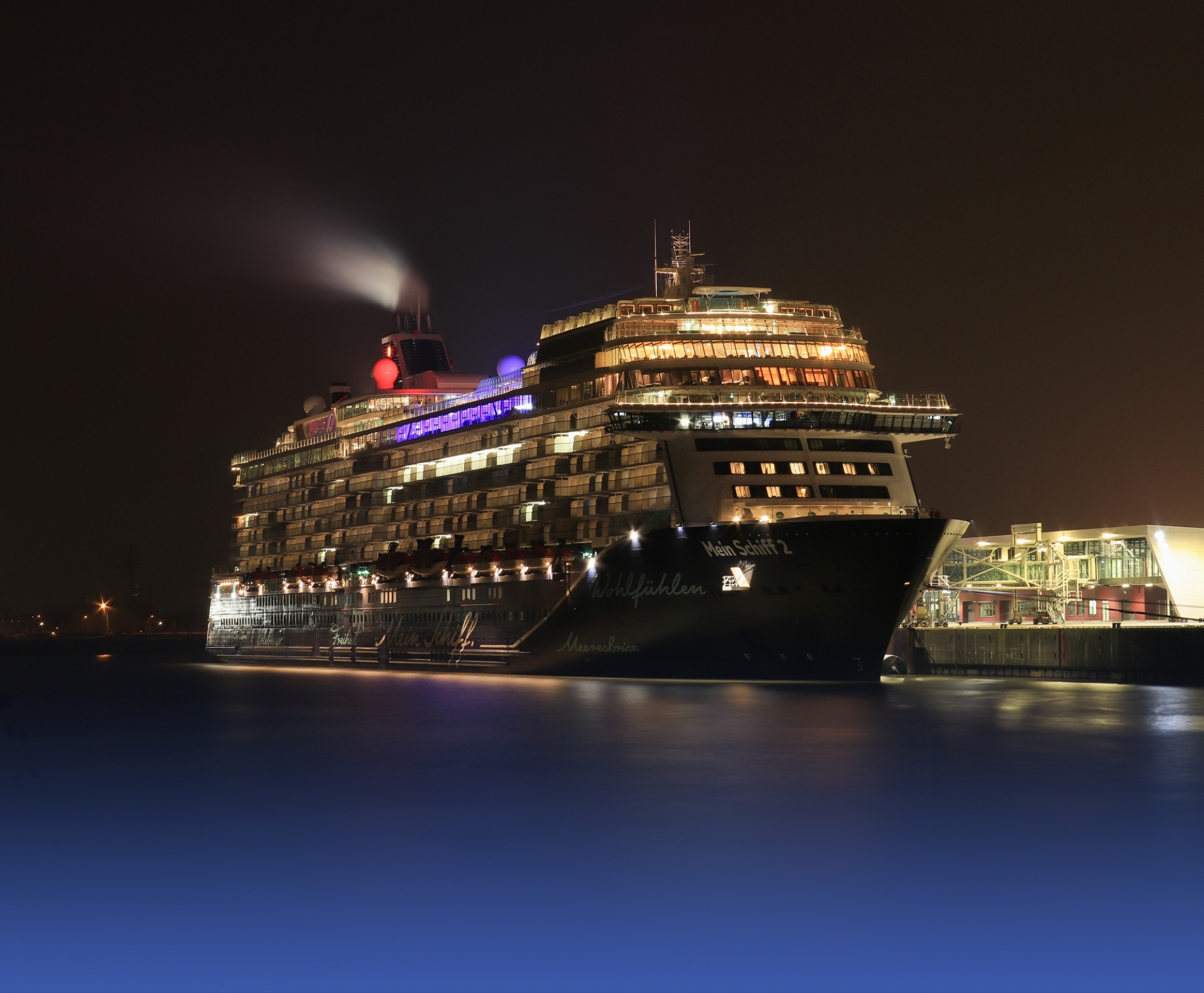 الكروز "Mein Schiff 2" تصل الدمام