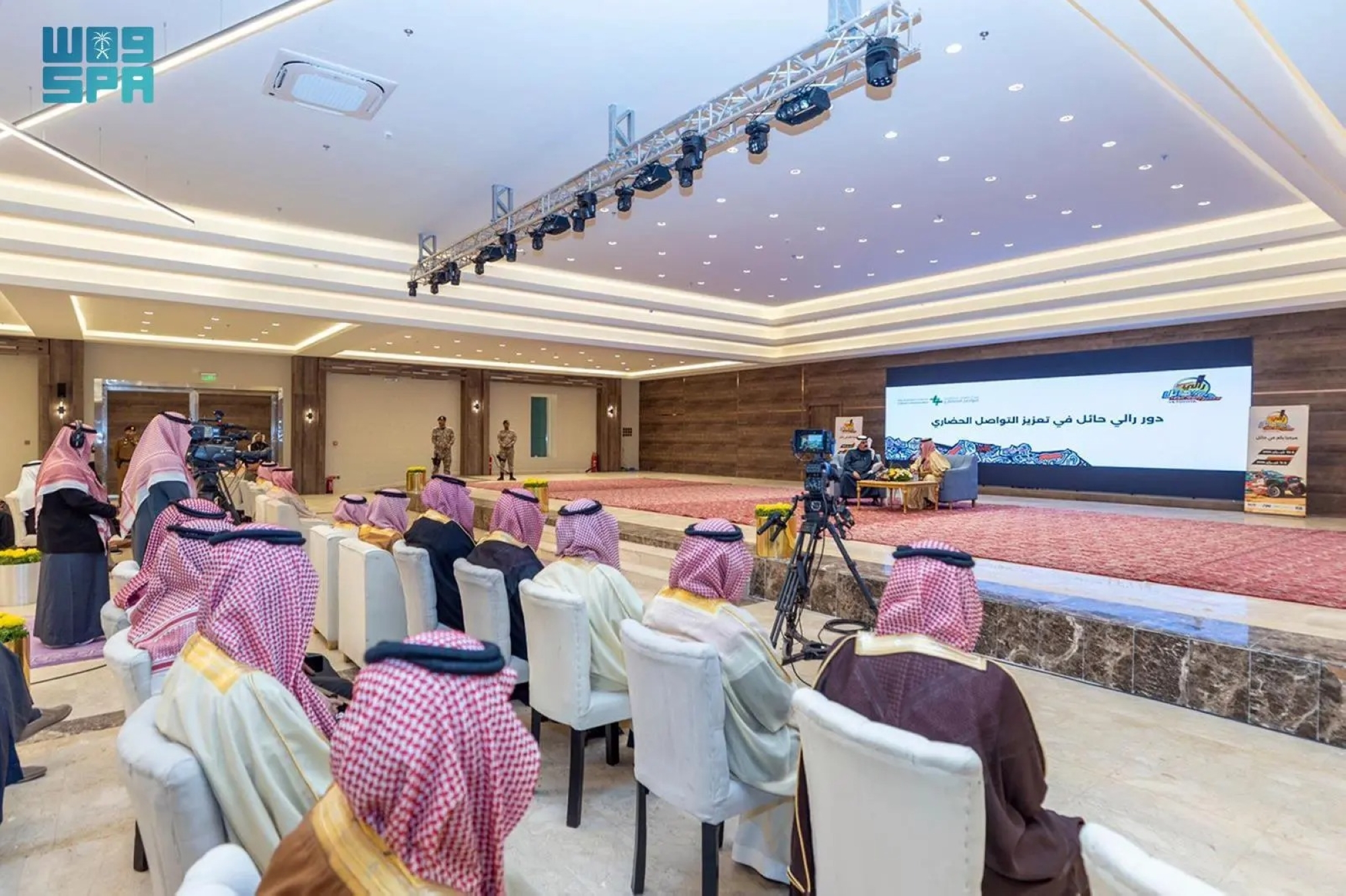 "أمير حائل": الراليات مكّنتنا من تنظيم "المحافل"