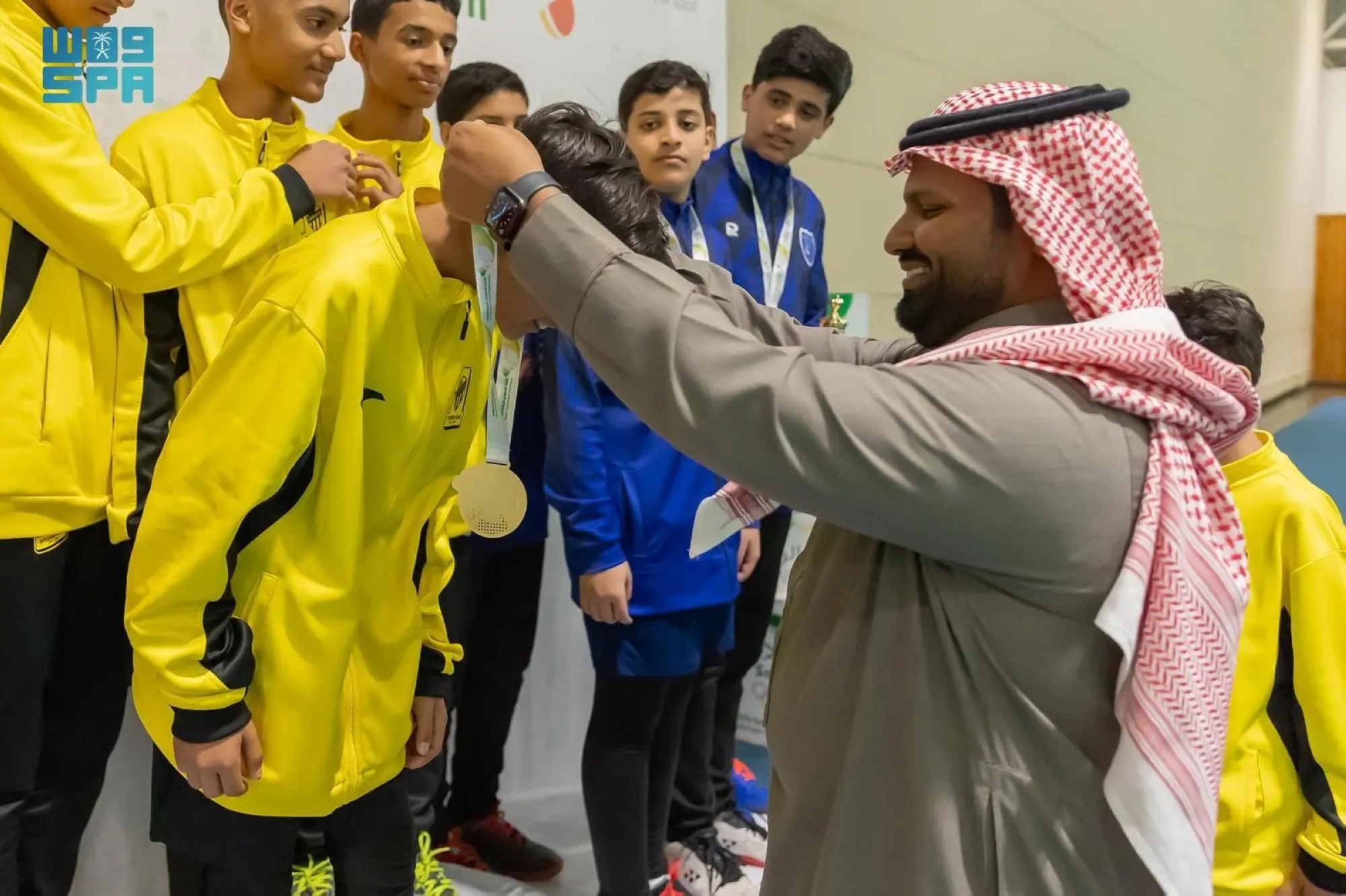 "الاتحاد" بطل تأهيلية "الريشة الطائرة"