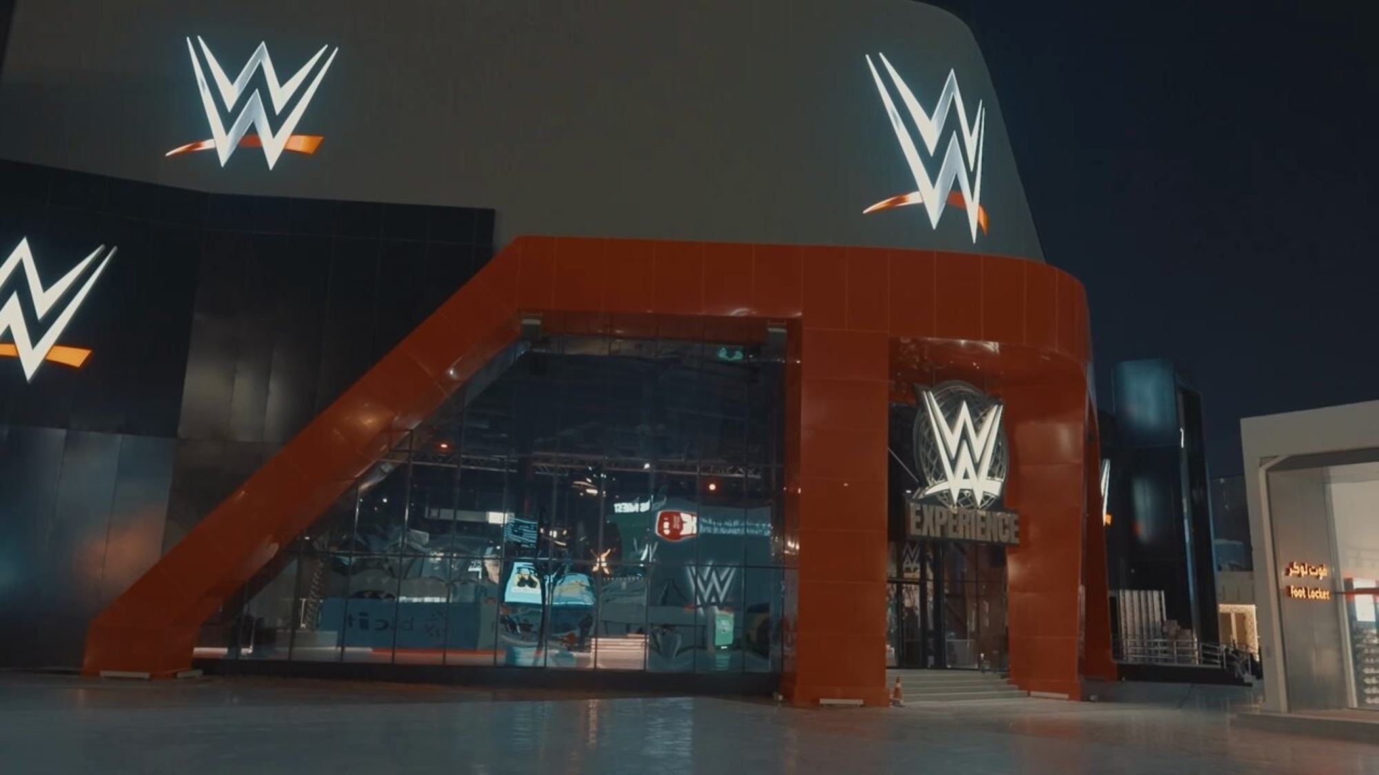 "موسم الرياض" يطلق أول تجربة WWE بالعالم