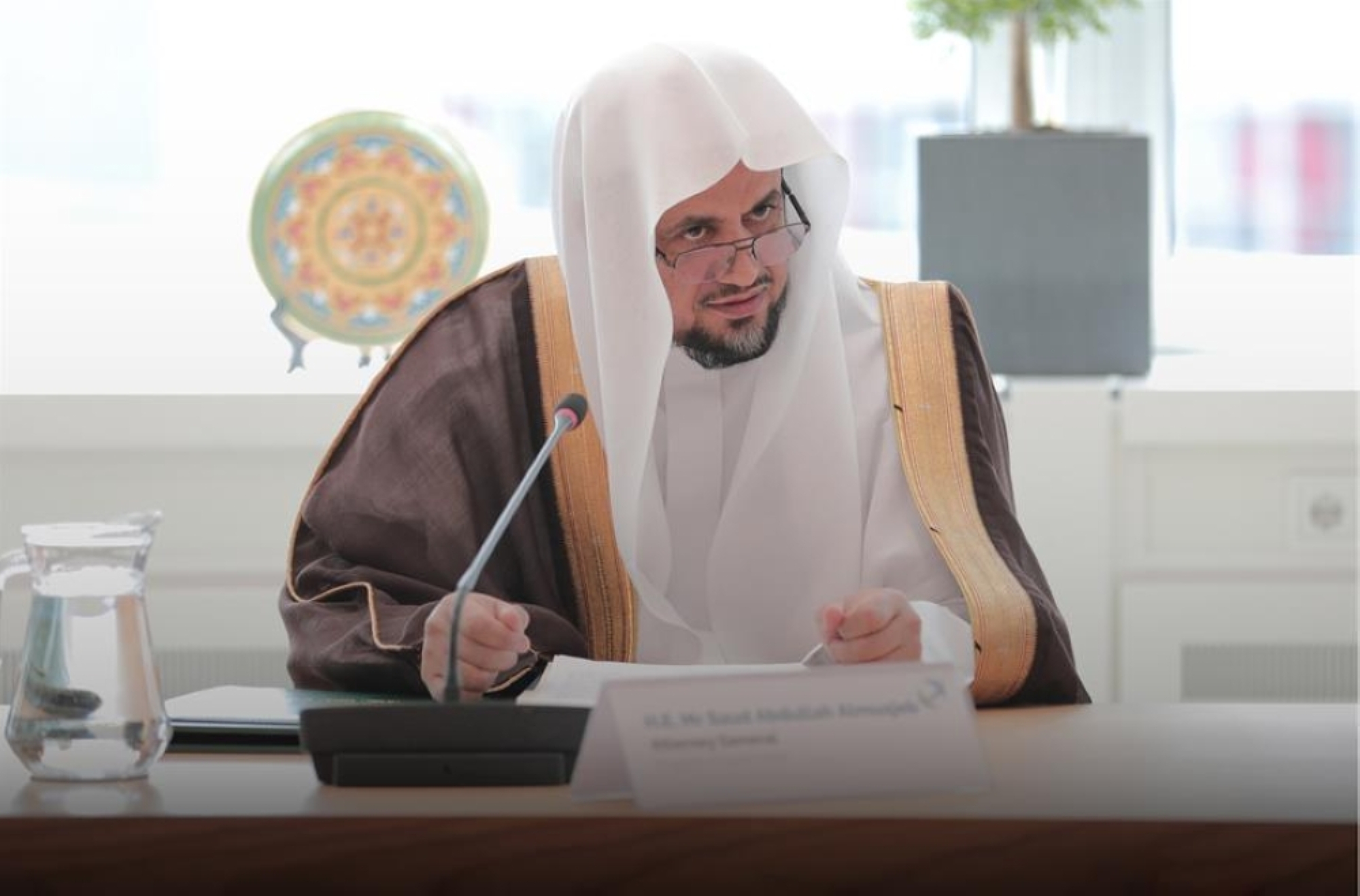 "المعجب" لمنسوبي النيابة: سرّعوا "القضايا"