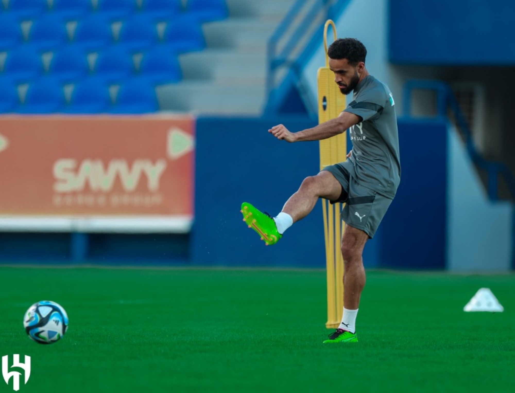 الهلال يعلن غياب "البريك" أسبوعين