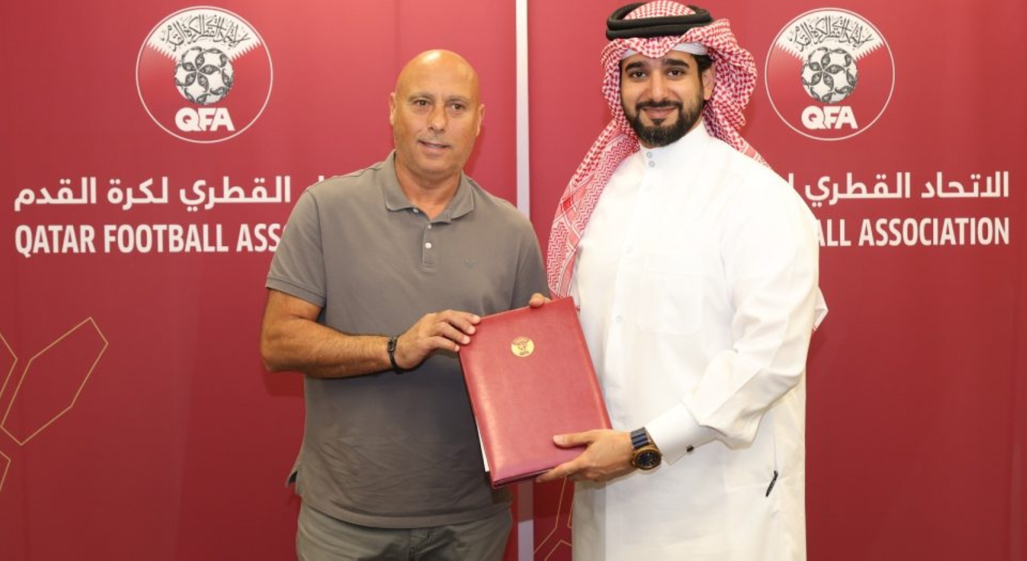 "لوبيز" يتفرغ لتدريب قطر حتى 2026