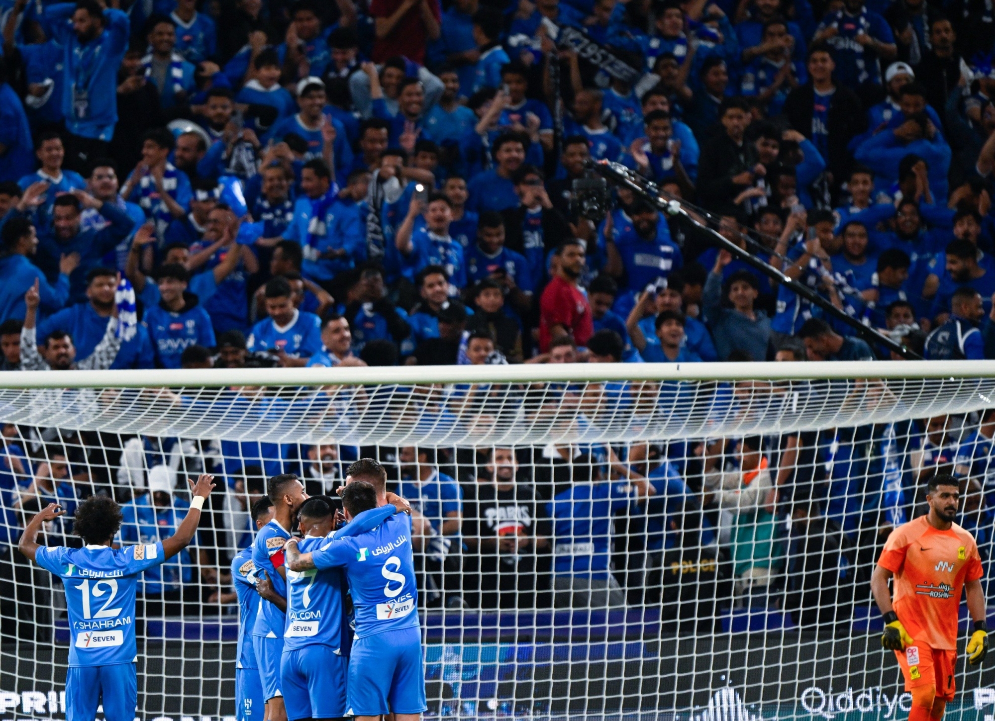 بـ "الكلاسيكو".. الهلال يعادل أياكس