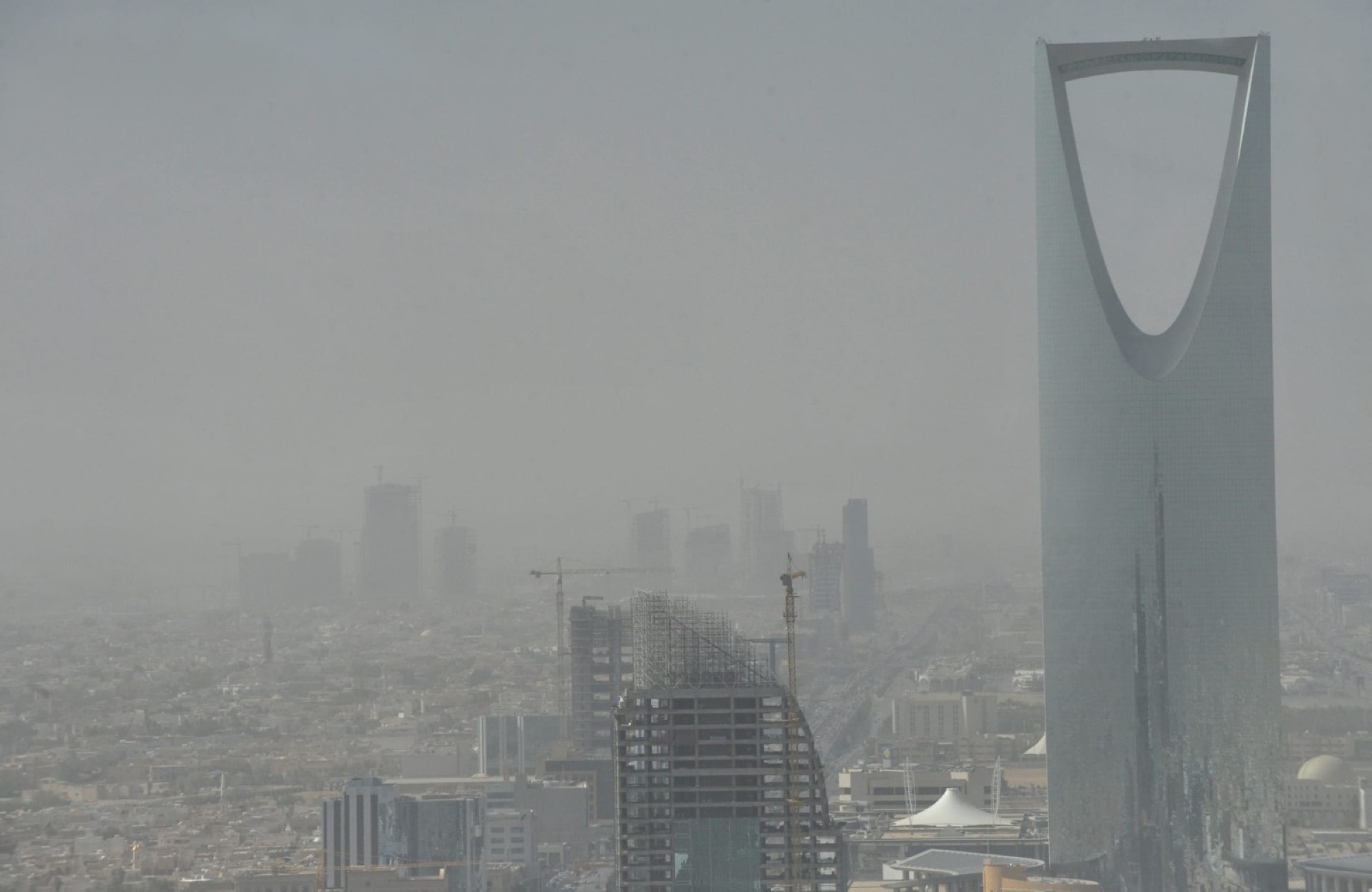 "مؤتمر" للعواصف الغبارية بـ "الرياض"