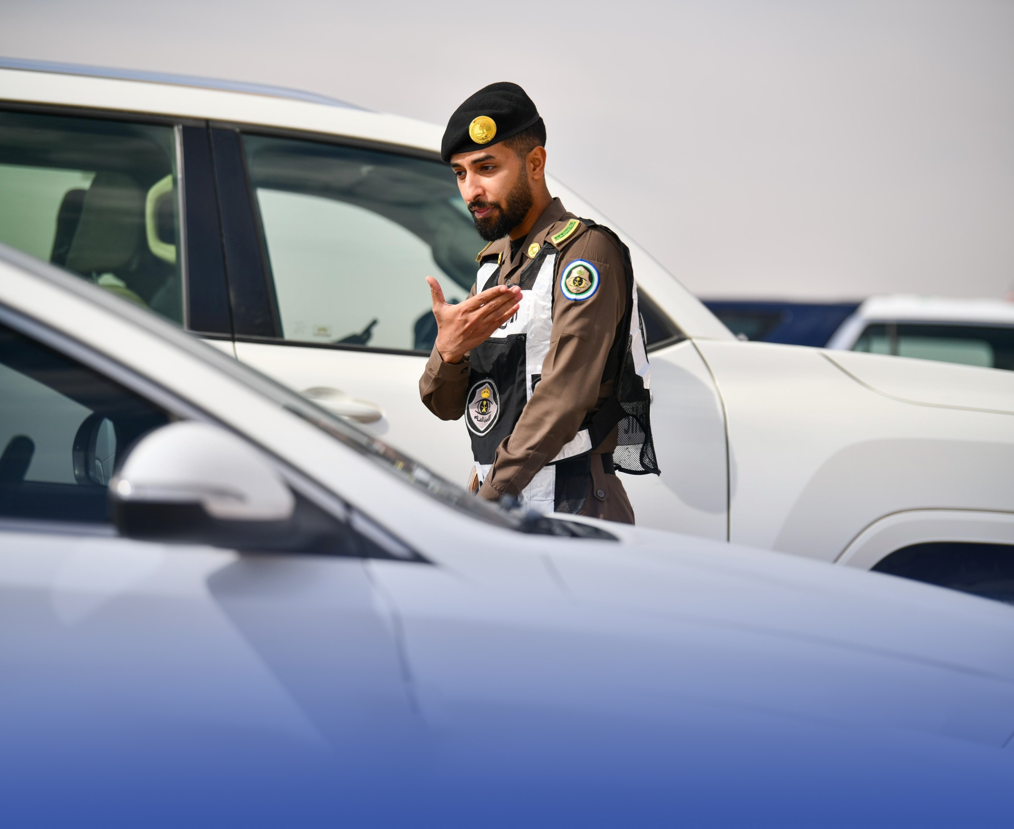 تحذير "أمني" جديد من تشغيل "المخالفين"