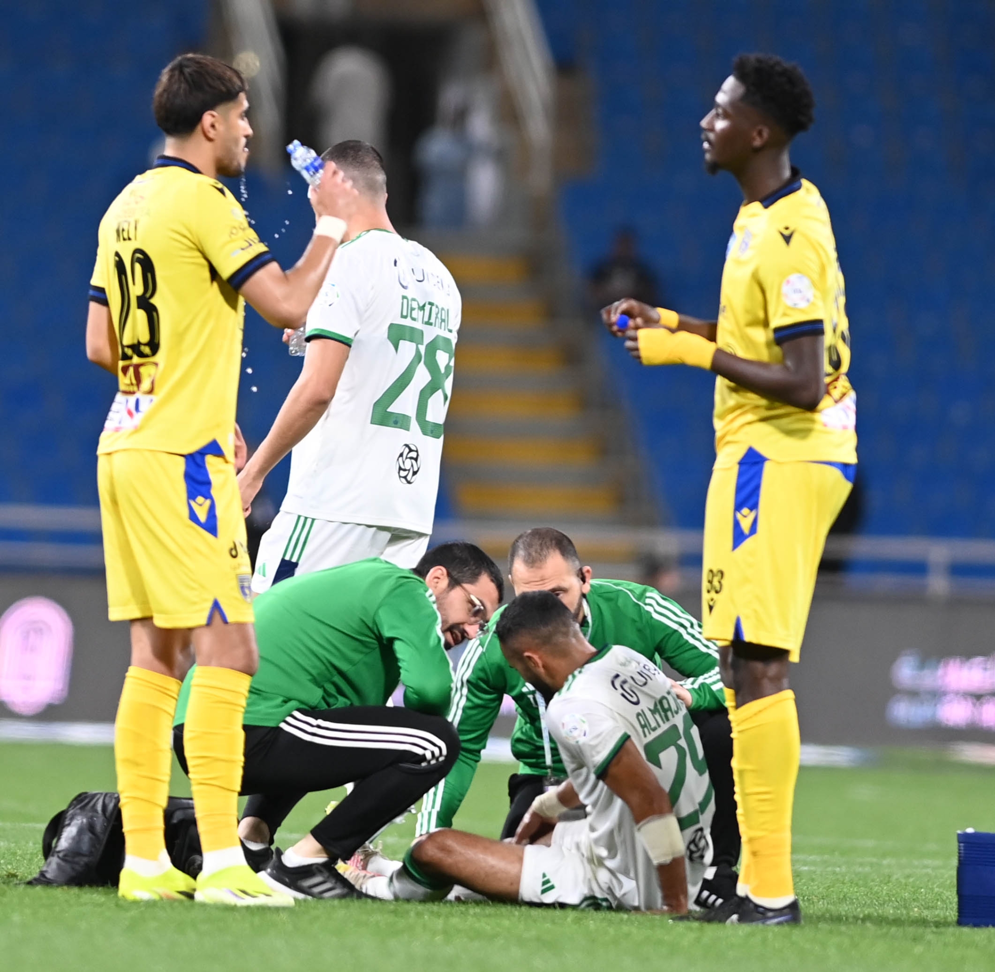 موقف "المجحد" من المشاركة أمام النصر